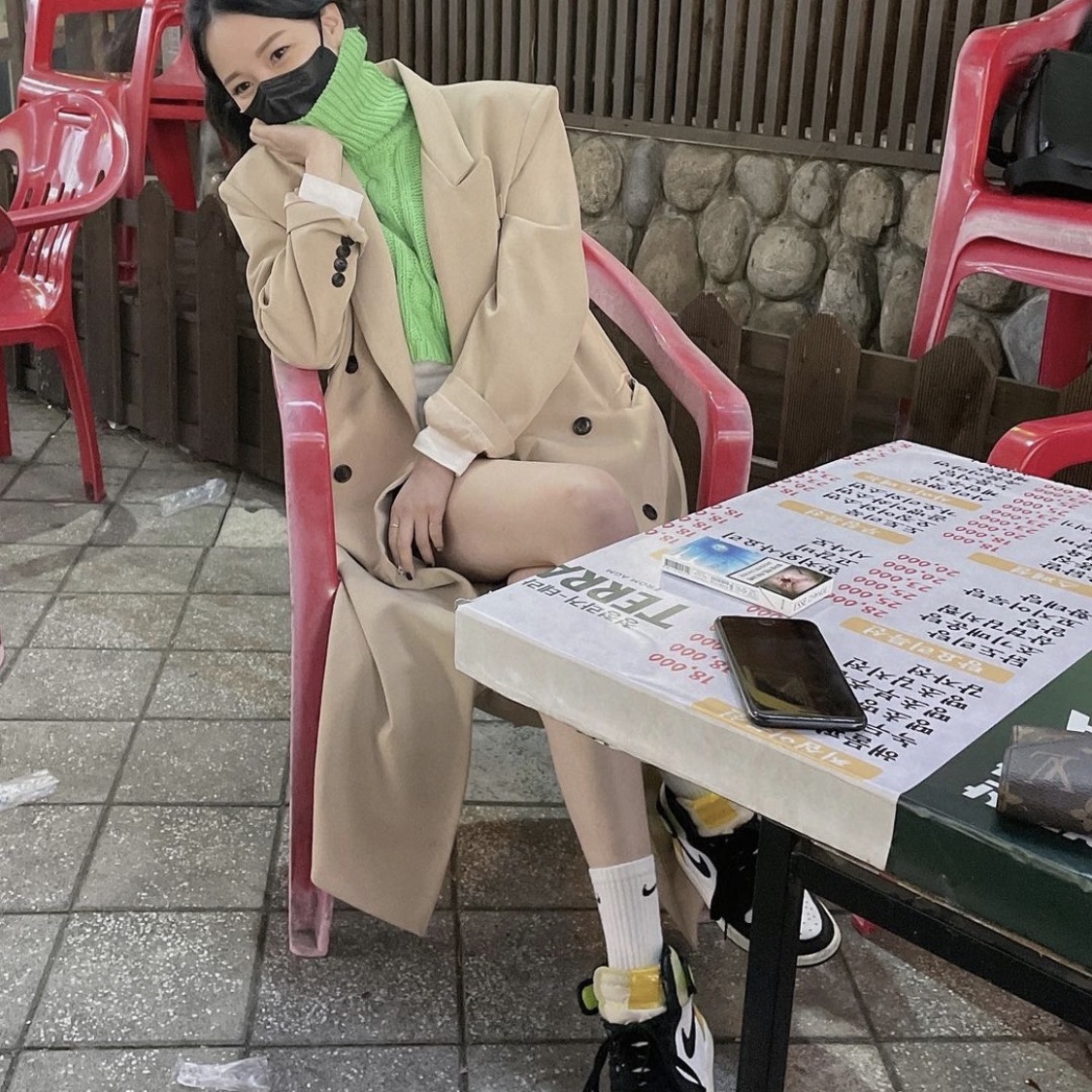 (GS) Jordan 1 Retro High OG Volt Gold 착용 스타일 - 1