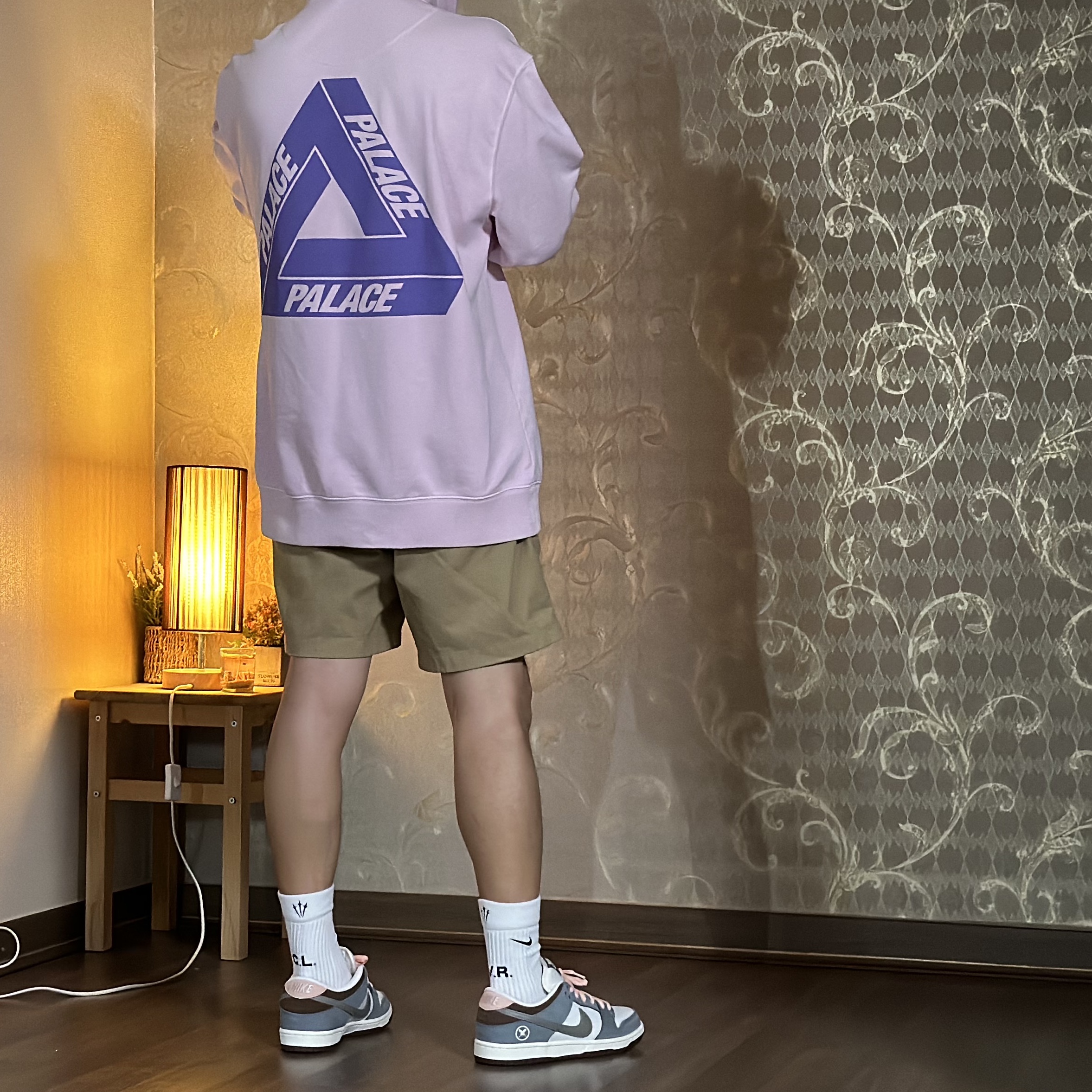 Palace Reacto Tri-Ferg Hood Pink - 23SS, Nike x Yuto Horigome SB Dunk Low Wolf Grey 착용 스타일 - 1