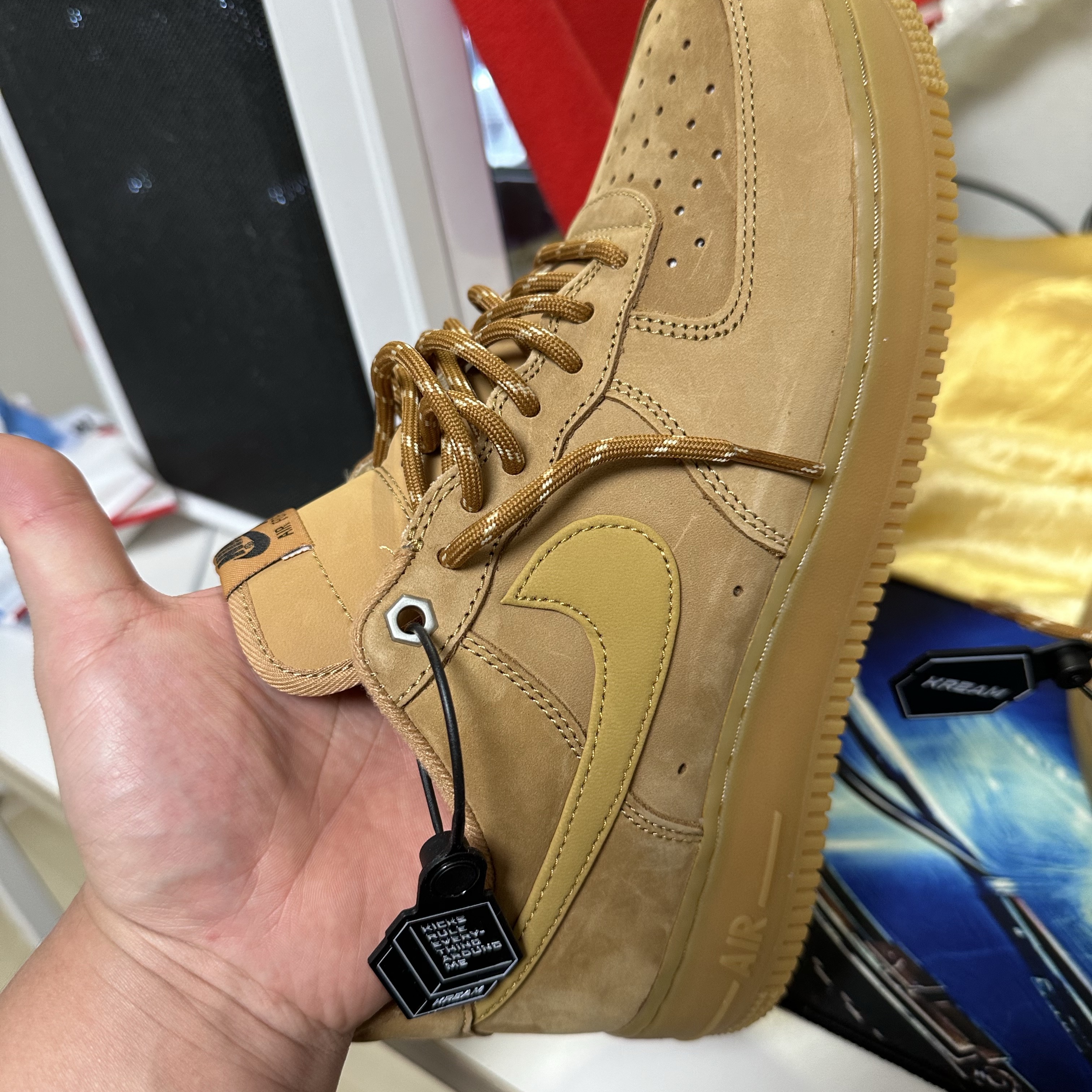 Nike Air Force 1 '07 WB Flax 착용 스타일 - 1