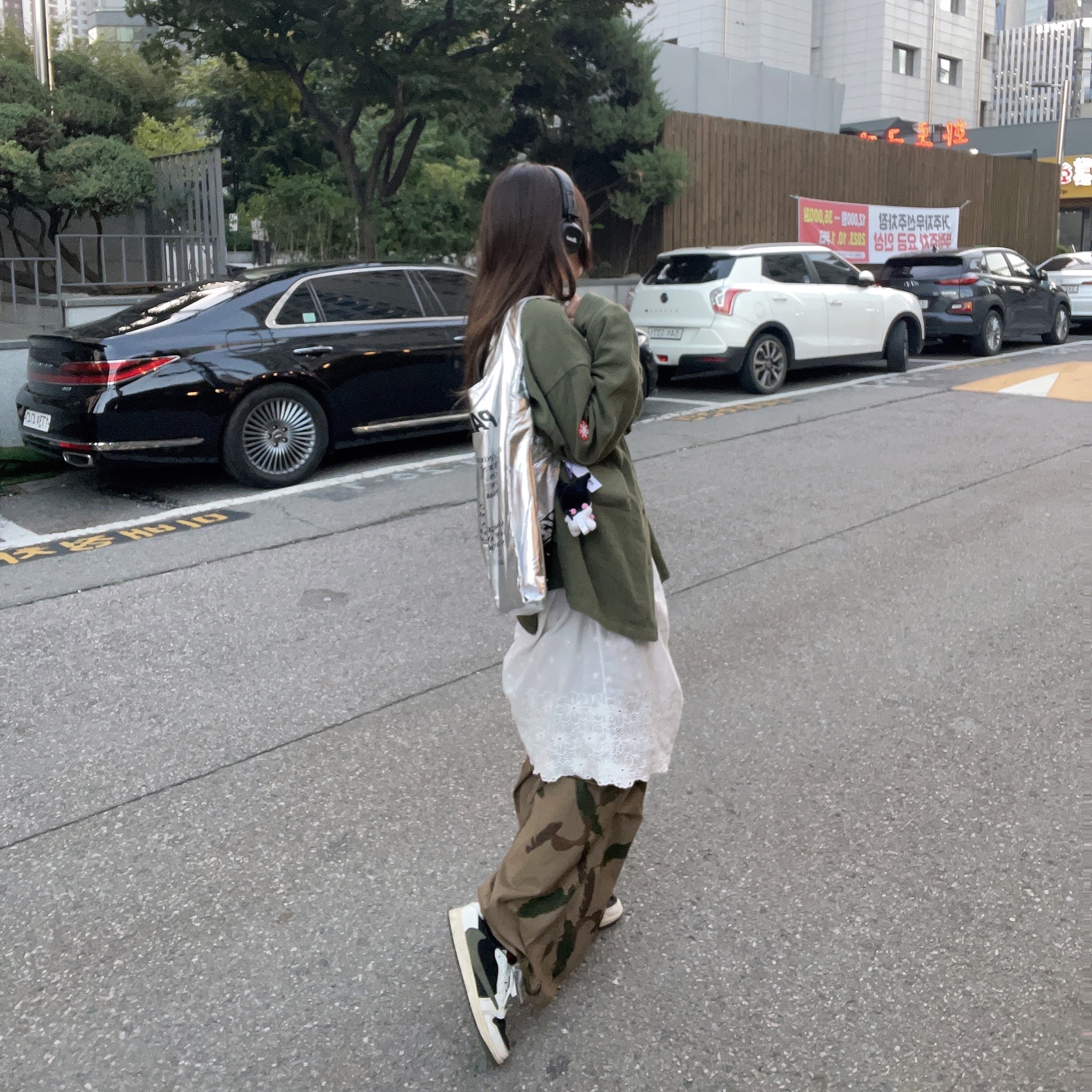 Palace Palace Shop Reusable Bag Silver - 22FW, Cav Empt CL Open Shirt Olive - 23FW 착용 스타일