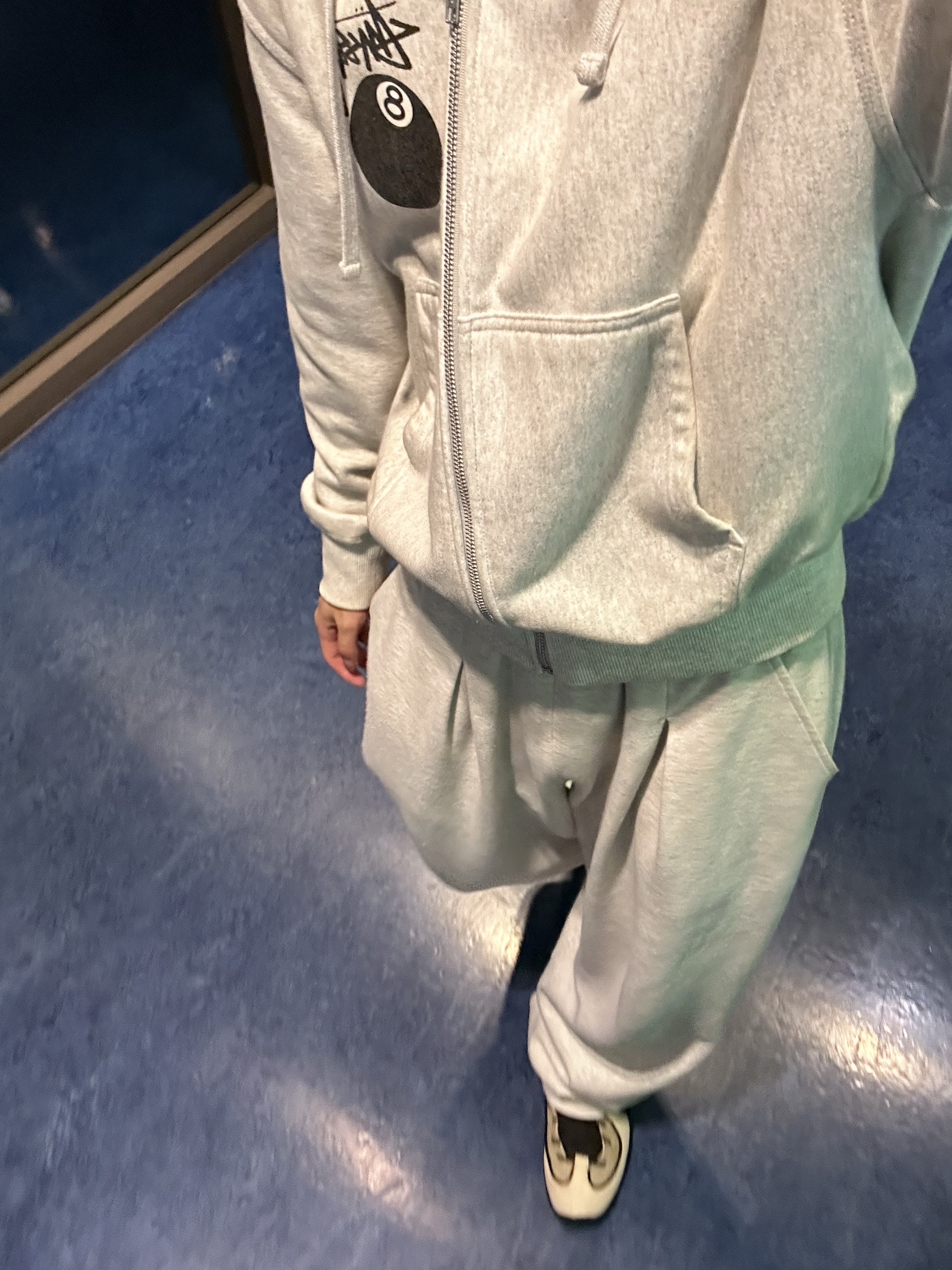 Stussy 8 Ball Zip Hoodie Ash Heather - 22FW, Nike x Stussy Air Penny II Rattan and Limestone 착용 스타일 - 1