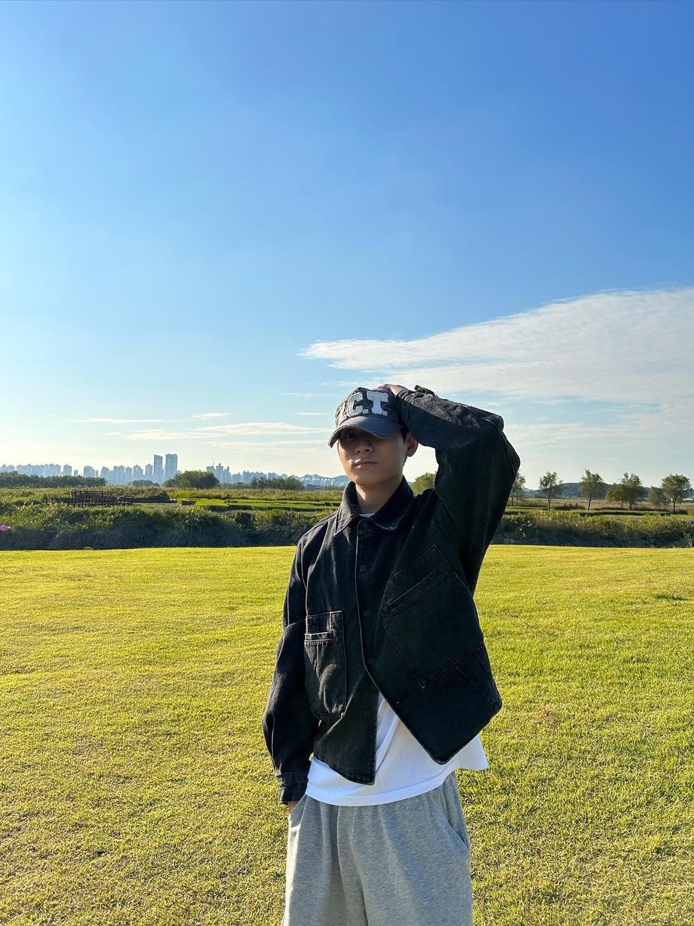 Icyto I.C.T. Trucker Cap Charcoal, Icyto I.C.T Trucker Cap Ivory Brown 착용 스타일 - 1