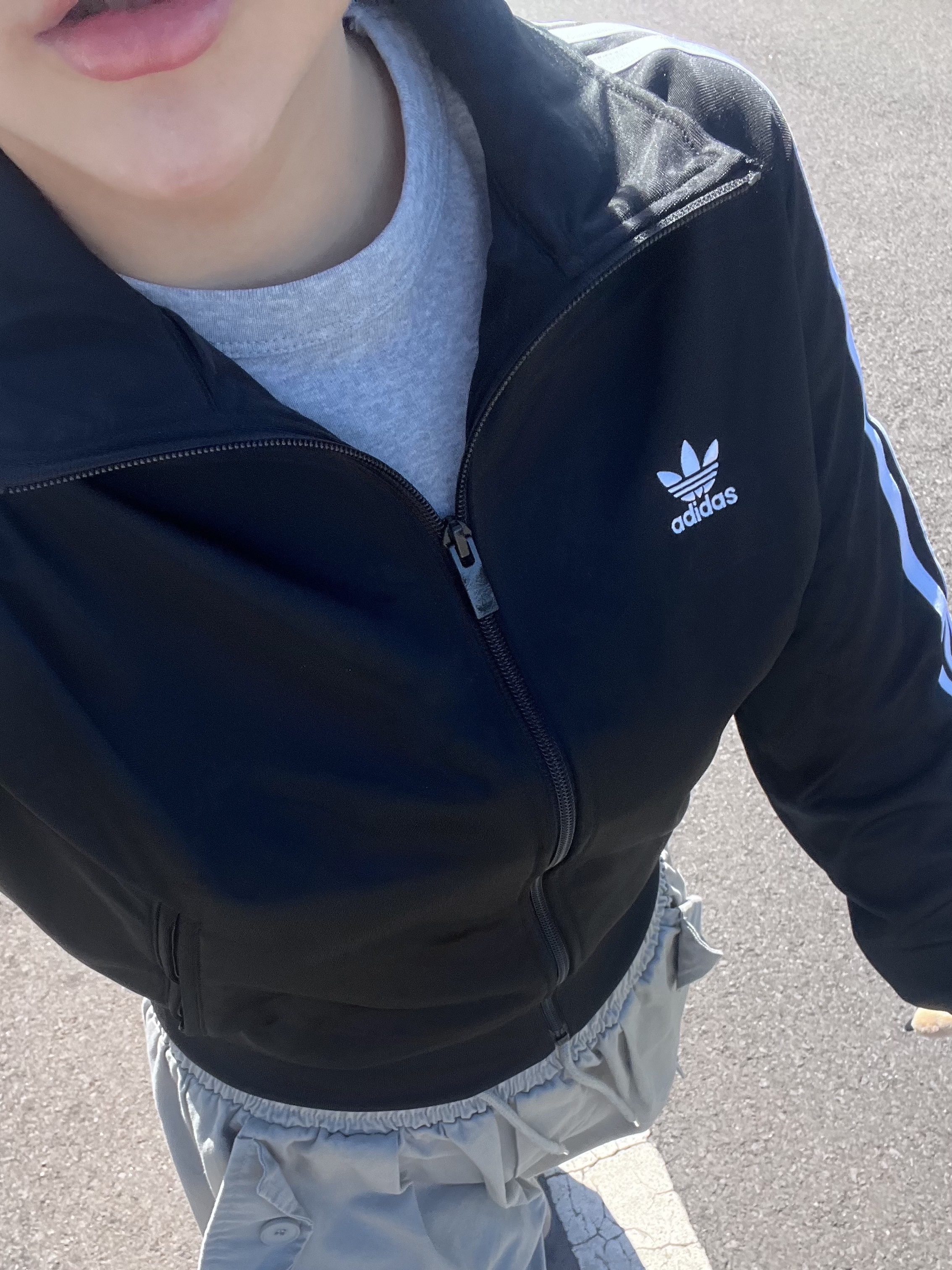 (W) Adidas Adicolor Classic Firebird Track Top Black - KR Sizing 착용 스타일