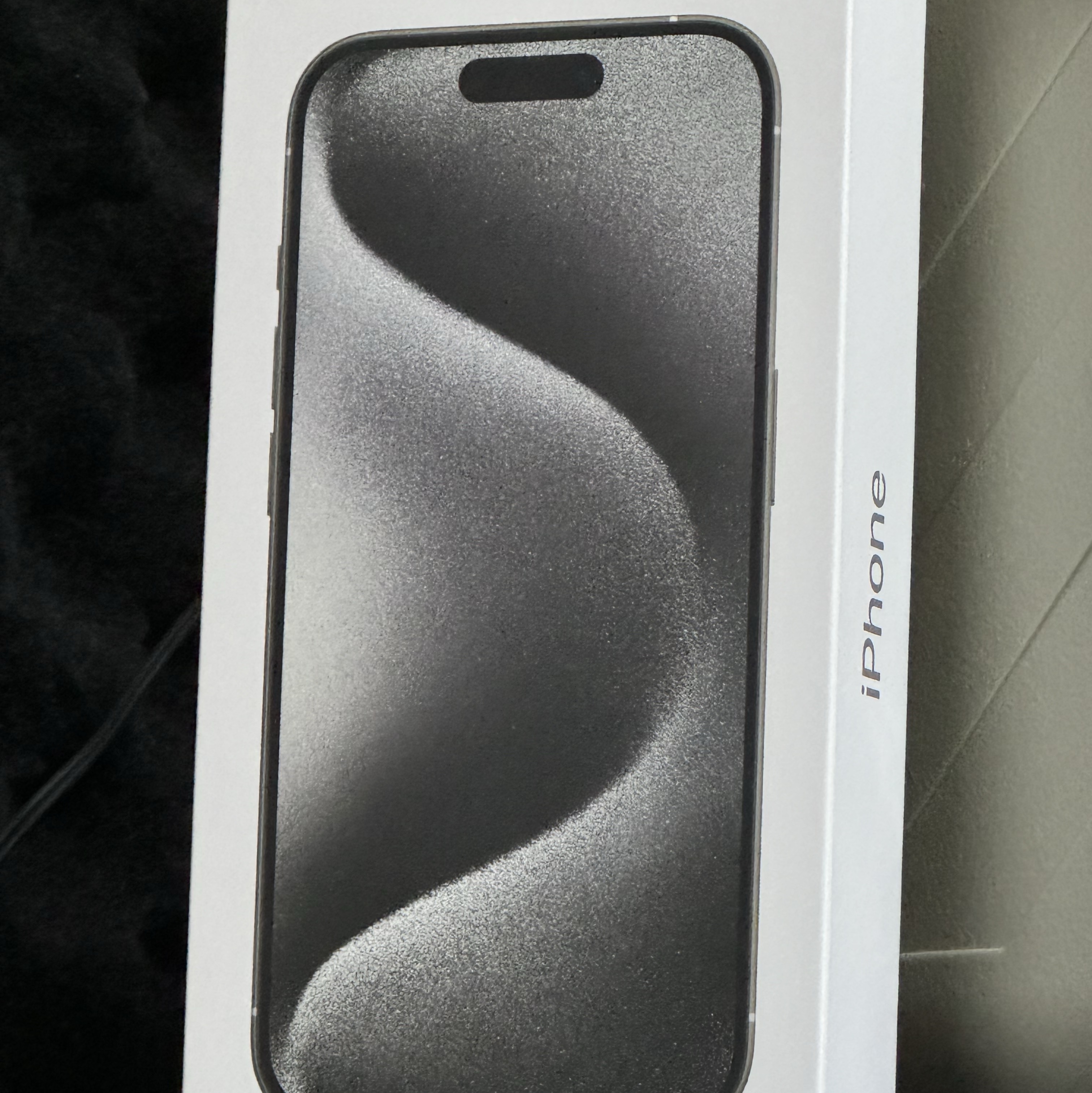 Apple iPhone 15 Pro 128GB White Titanium (Korean Ver.) 착용 스타일