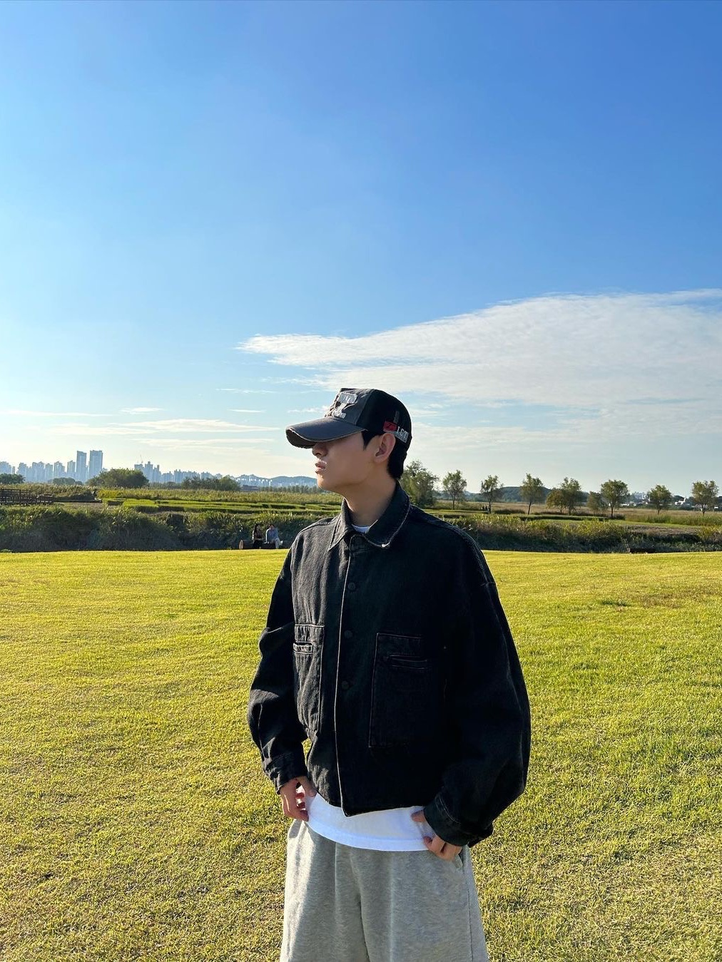 Icyto I.C.T. Trucker Cap Charcoal, Icyto I.C.T Trucker Cap Ivory Brown 착용 스타일 - 2