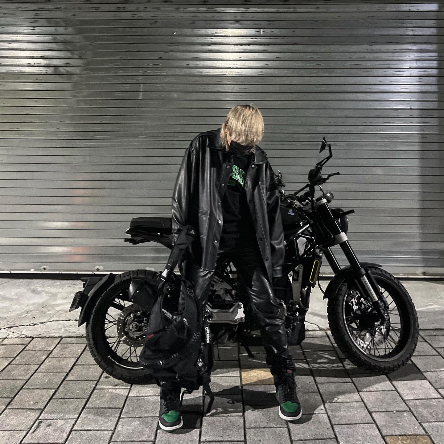 Jordan 1 Retro High OG Pine Green Black 착용 스타일 - 2
