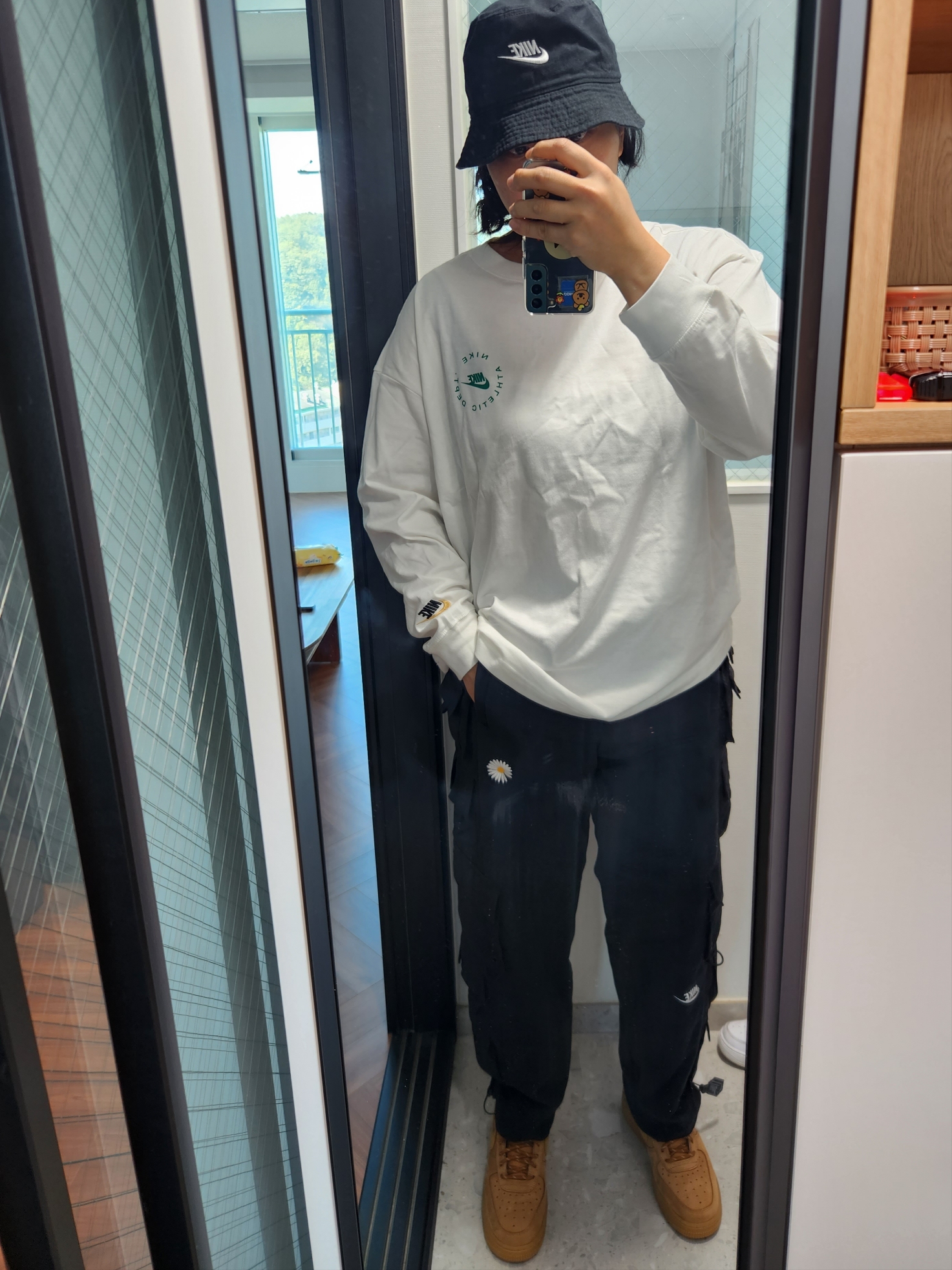 Nike x Peaceminusone Wide Pants Black (DR0096-010) 착용 스타일