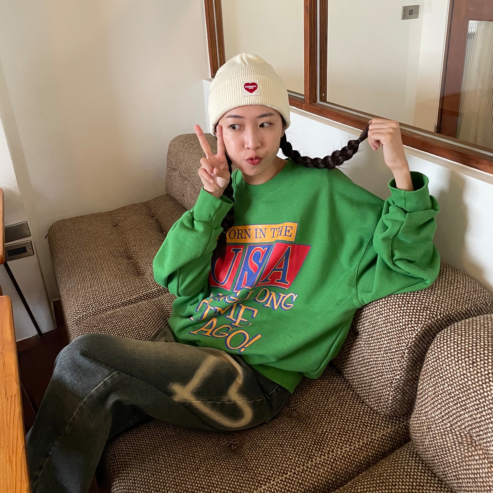 Carhartt WIP Heart Beanie Natural, New Balance 574 Grey 착용 스타일 - 4