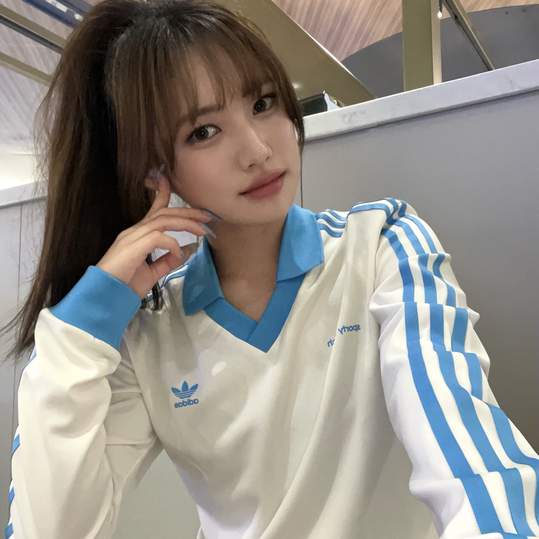 (W) Adidas x Sporty & Rich Long Sleeve Football Jersey Cream White - KR Sizing 착용 스타일