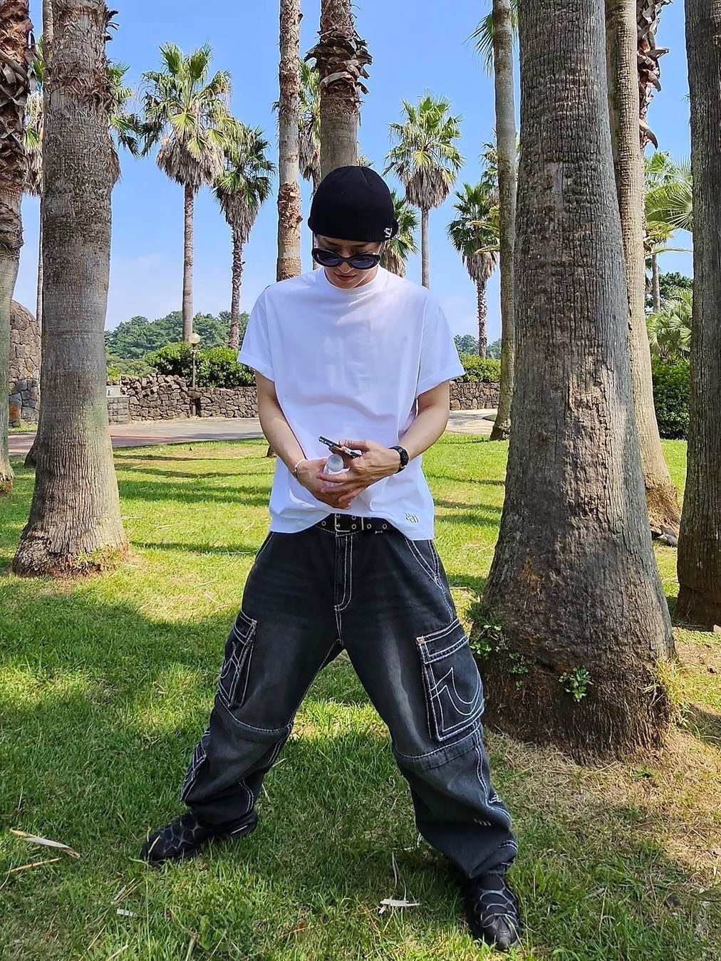 True Religion x Fetch Denim Separate Cargo Pants Indigo, True Religion x Fetch Denim Separate Cargo Pants Black 착용 스타일