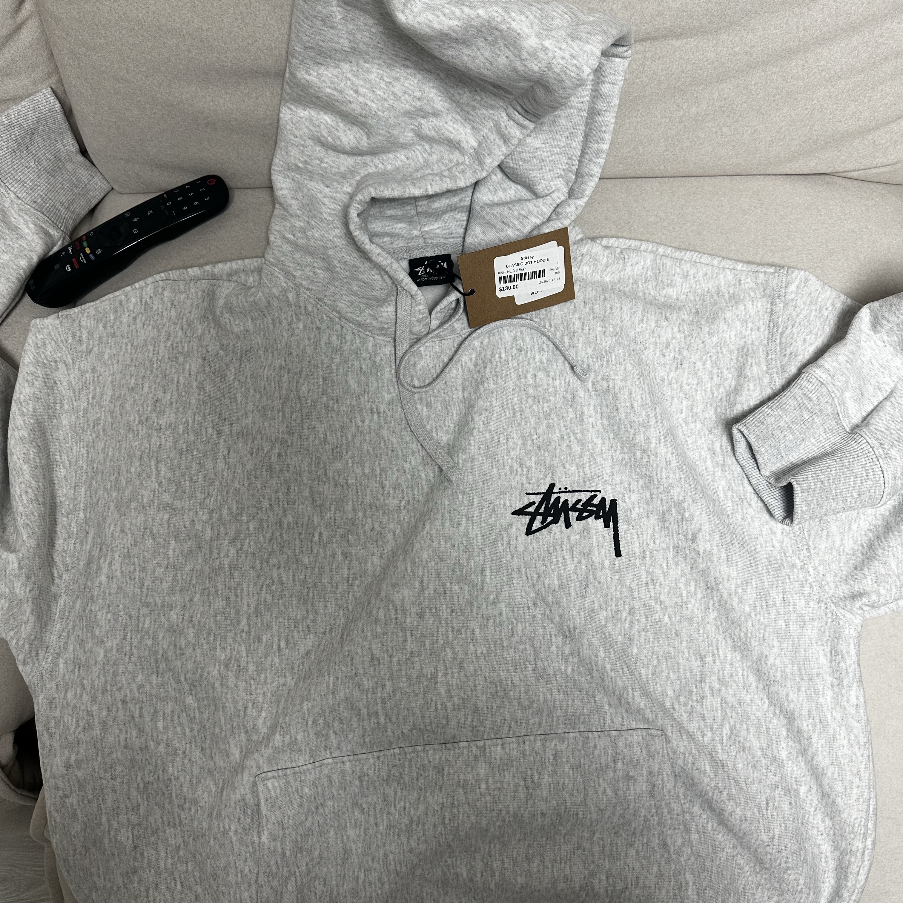 Stussy Classic Dot Zip Hoodie Ash Heather 착용 스타일 - 1