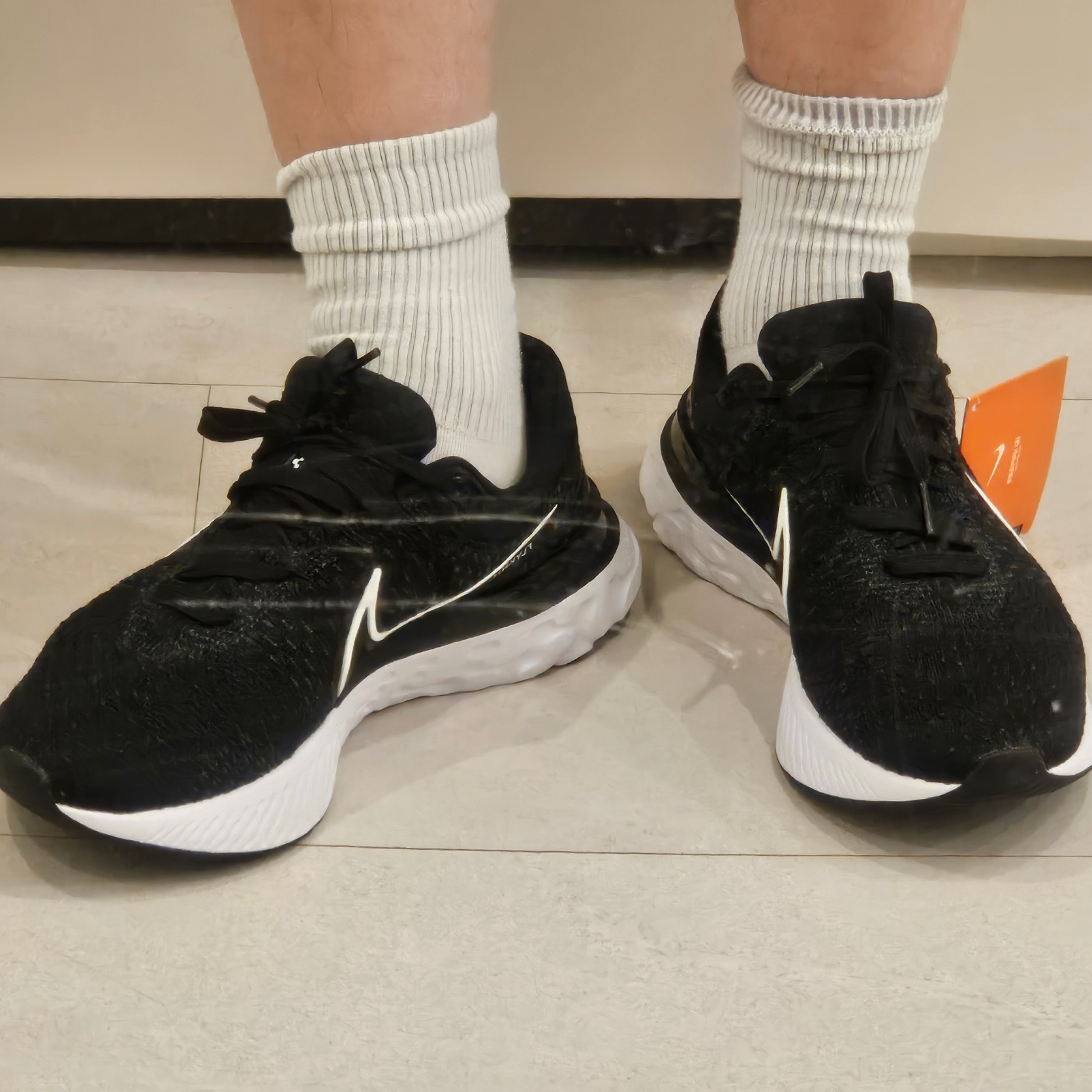 Nike React Infinity Run Flyknit 3 Black White 착용 스타일