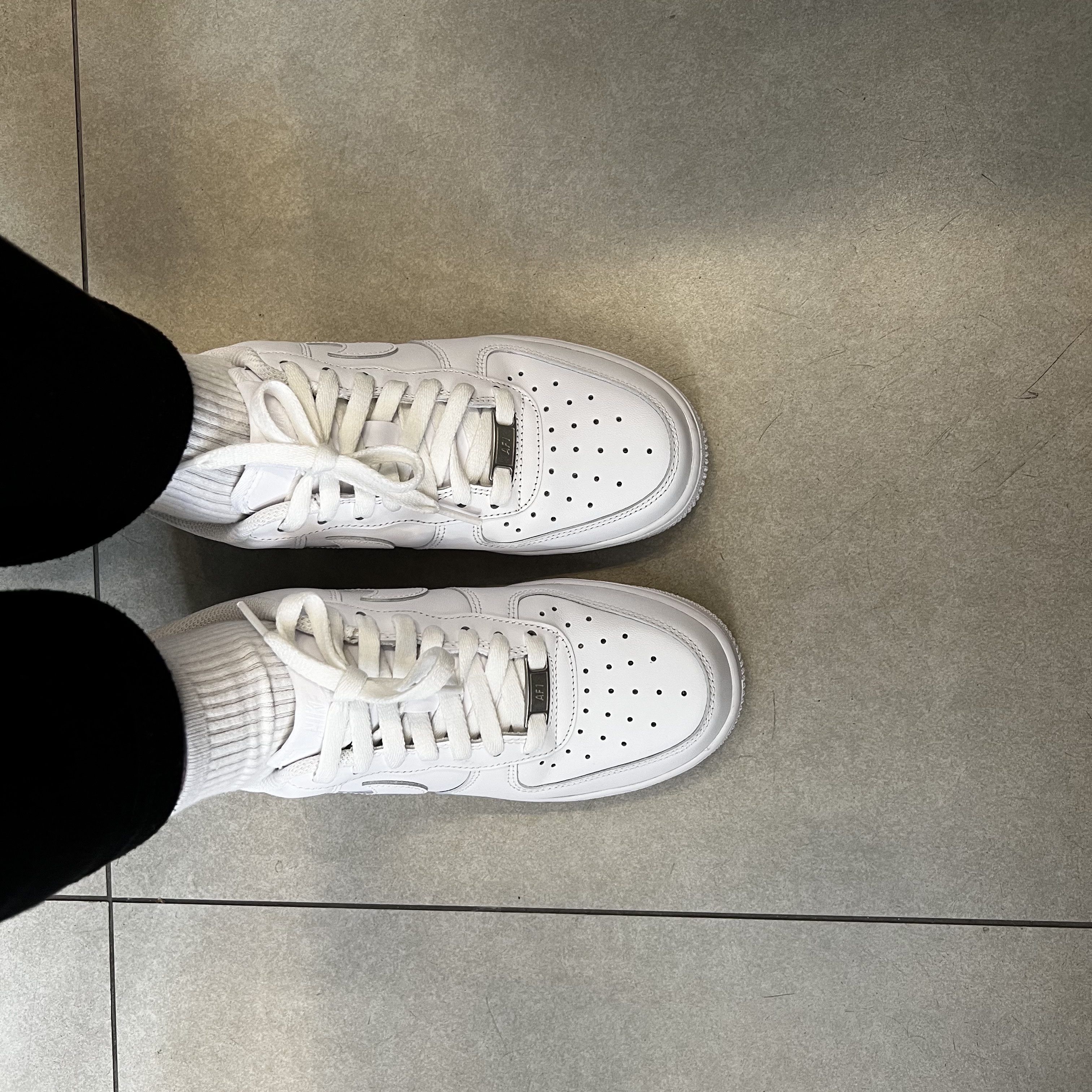 (W) Nike Air Force 1 '07 Low White 착용 스타일