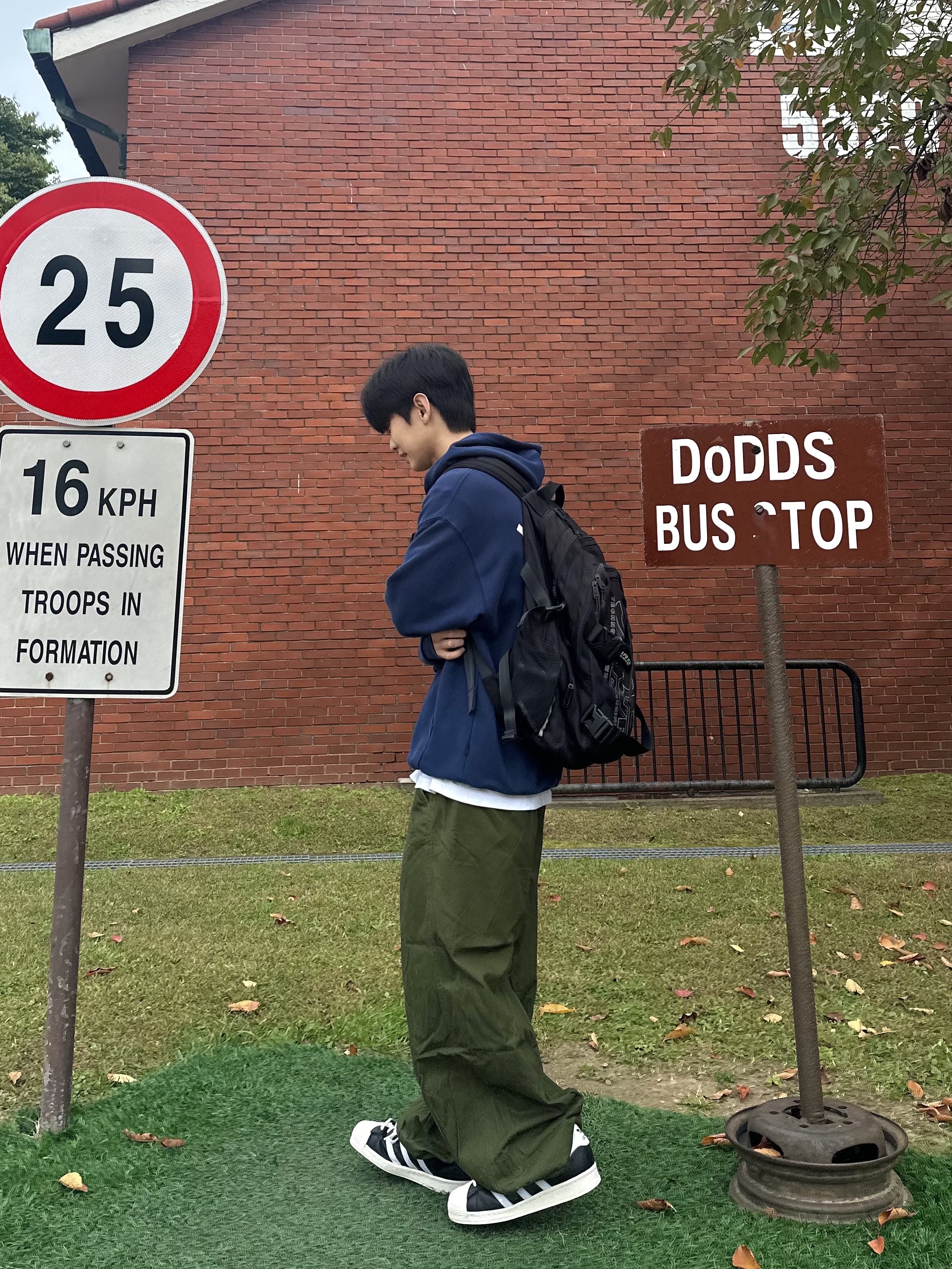 Adidas Superstar 82 FI Core Black, Adidas Superstar 82 Black White 착용 스타일 - 1