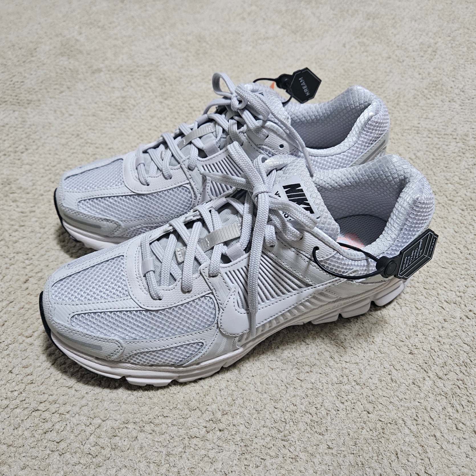 Nike Zoom Vomero 5 SP Vast Grey 2023 착용 스타일