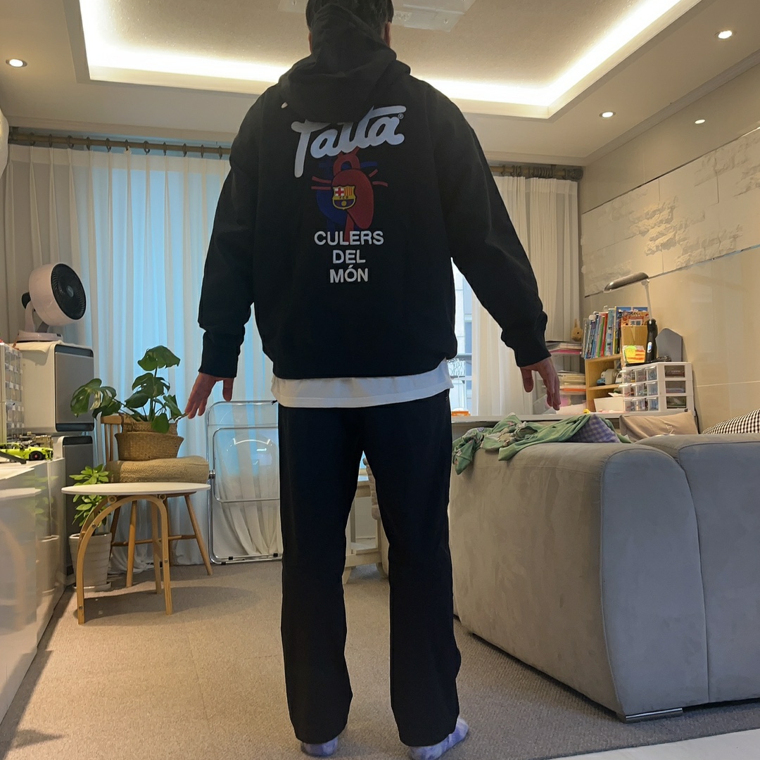 Nike x Patta x FC Barcelona Solo Swoosh Hoodie Culers del Món (FD4147-010), Nike ACG Sun farer Trail Pants Black - Asia 착용 스타일 - 2