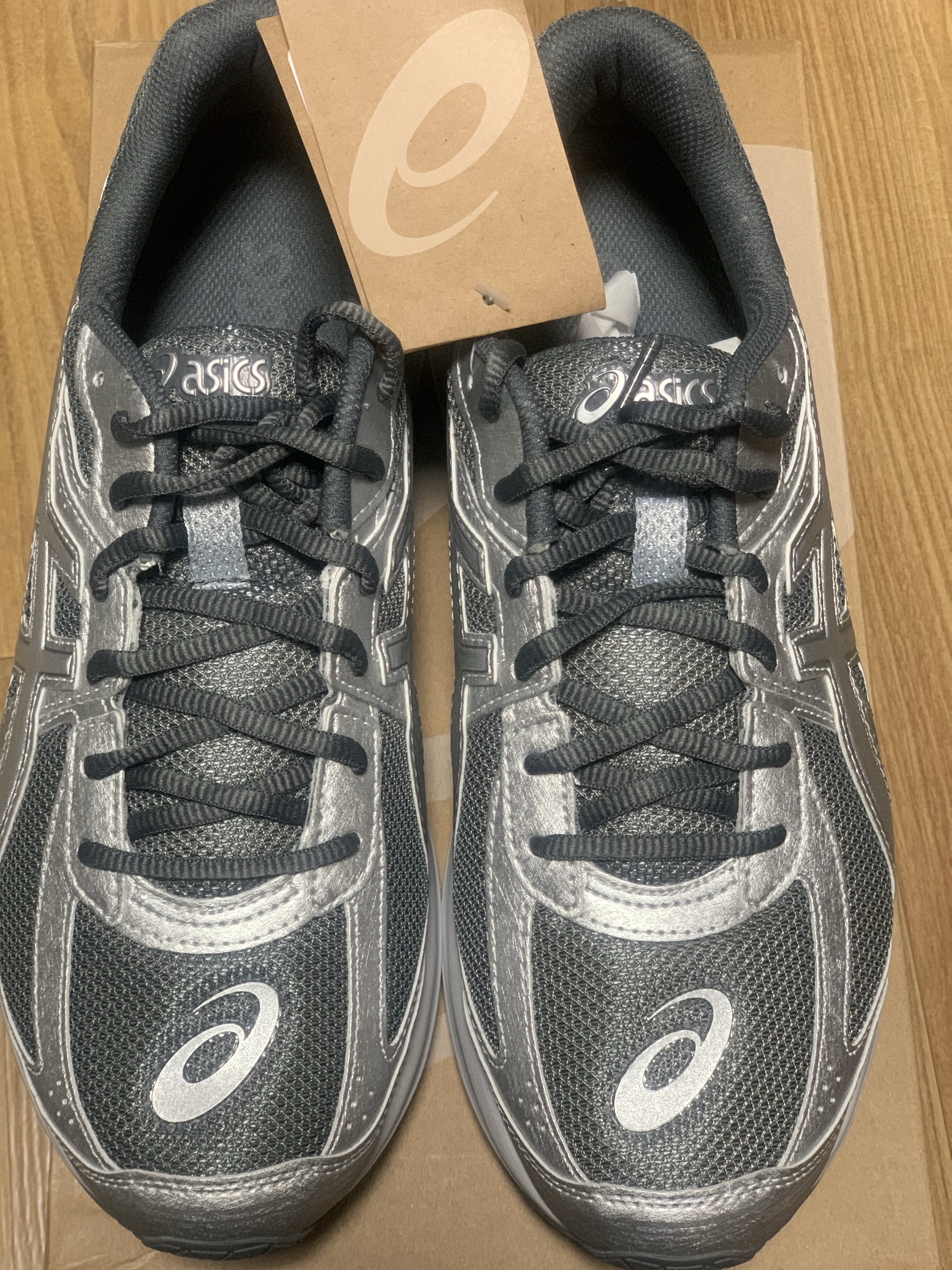 Asics Jog 100 S SMU Sheet Rock Pure Silver - 2E Wide 착용 스타일