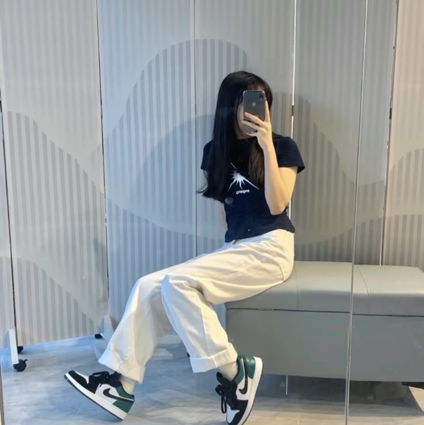 (GS) Jordan 1 Low Black Mystic Green 착용 스타일 - 2