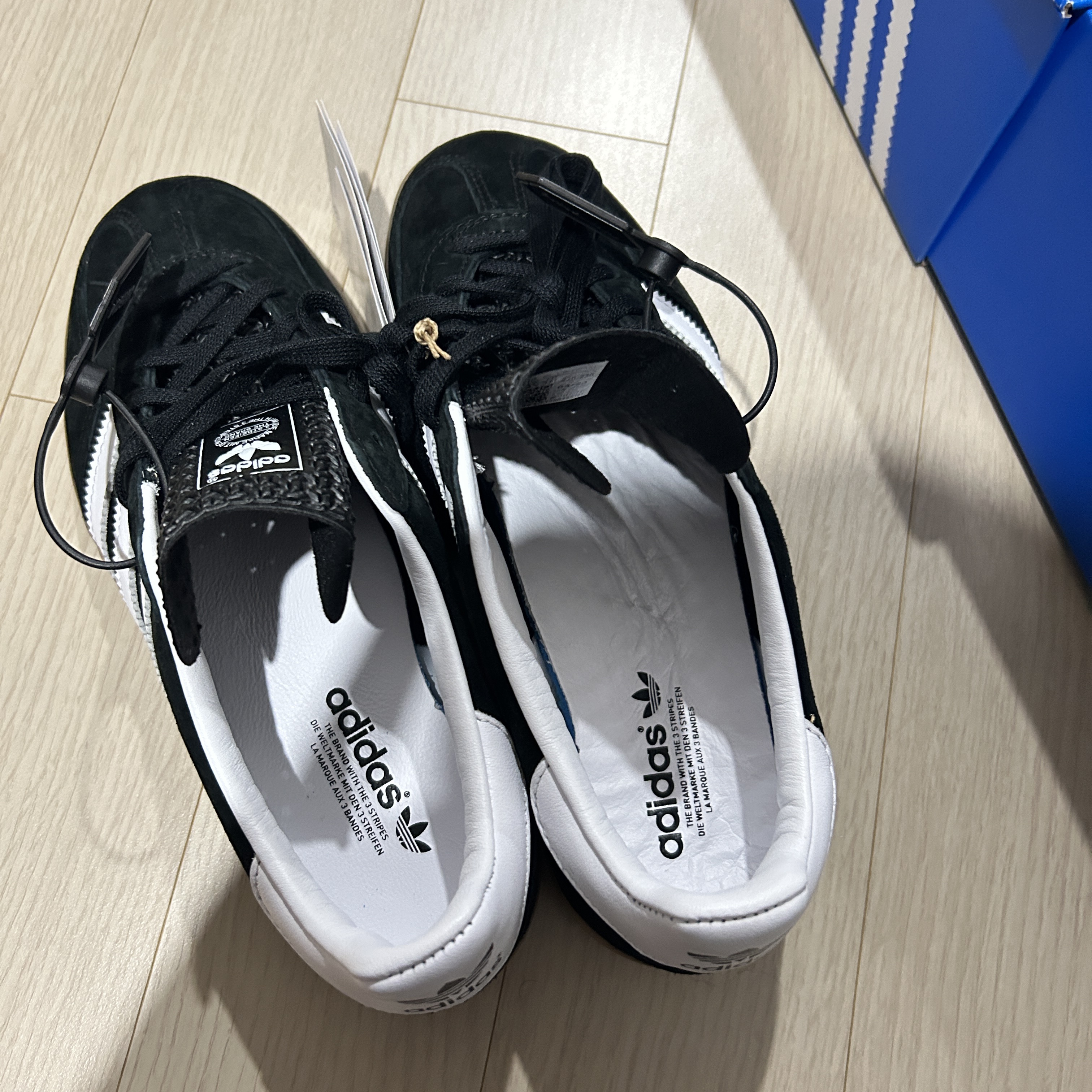 Adidas Gazelle Indoor Core Black 착용 스타일 - 1