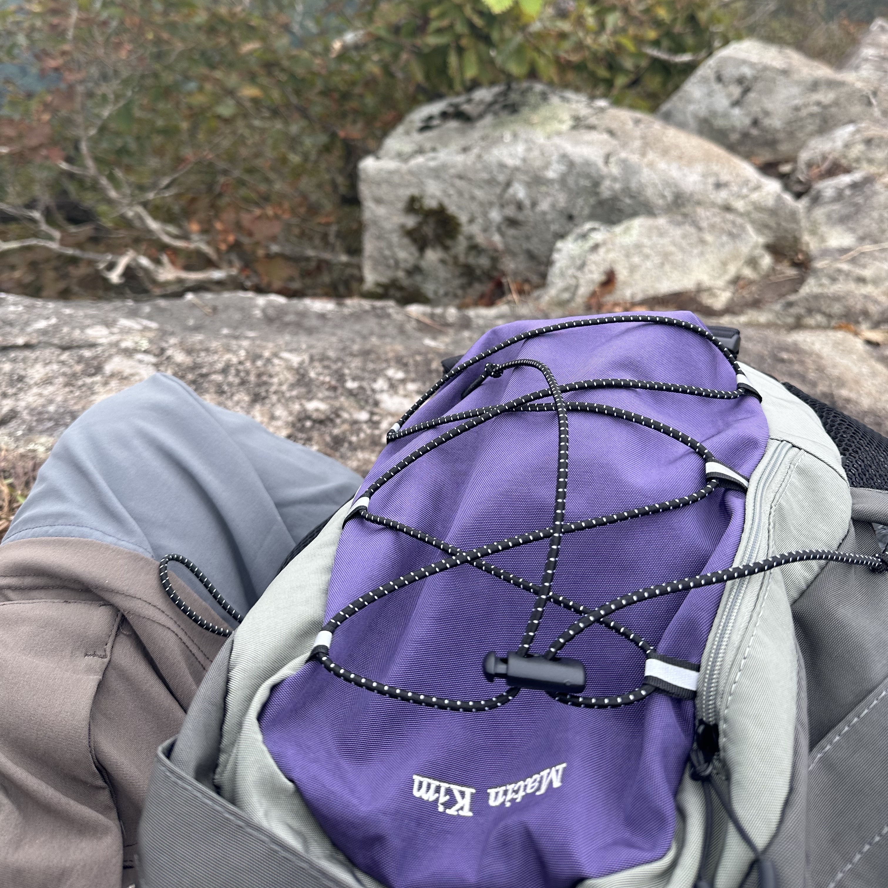 Nike NRG ACG Smith Summit Cargo Pants Ironstone - Asia, Matin Kim String Utility Backpack Purple 착용 스타일