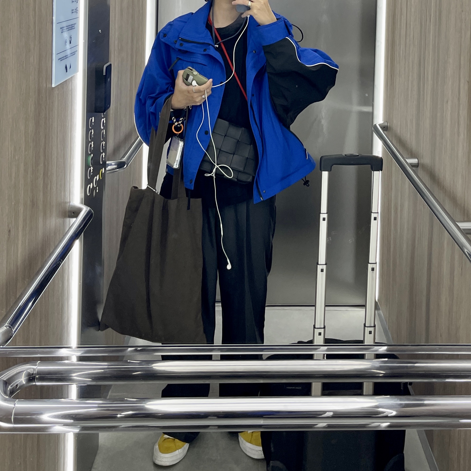 Bottega Veneta Cassette Black, Converse x Golf le Fleur One Star Ox Solar Power 착용 스타일