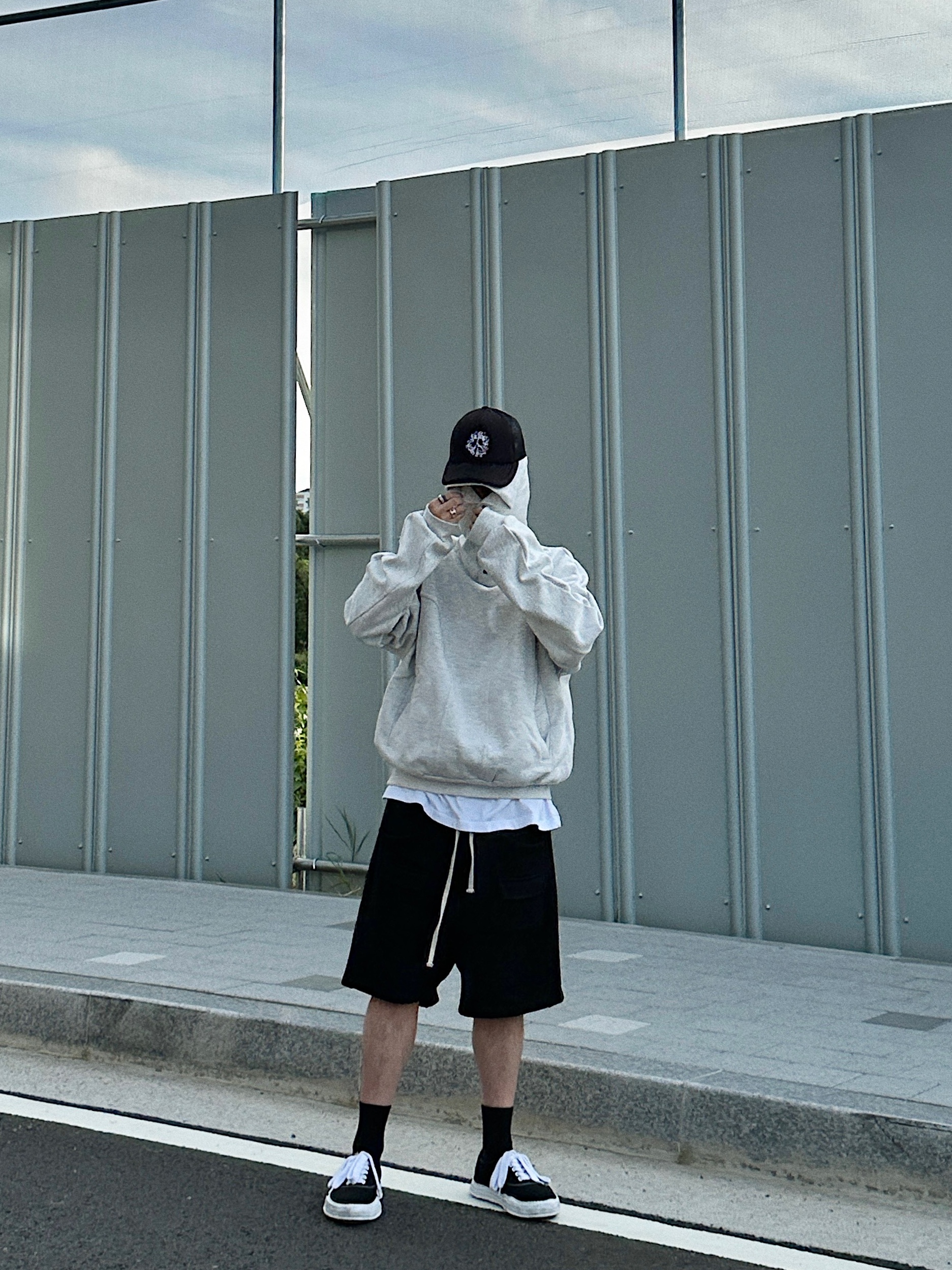Grailz Geometry Hoodie Ash Sage, Grailz Geometry Hoodie Heather Grey 착용 스타일 - 2