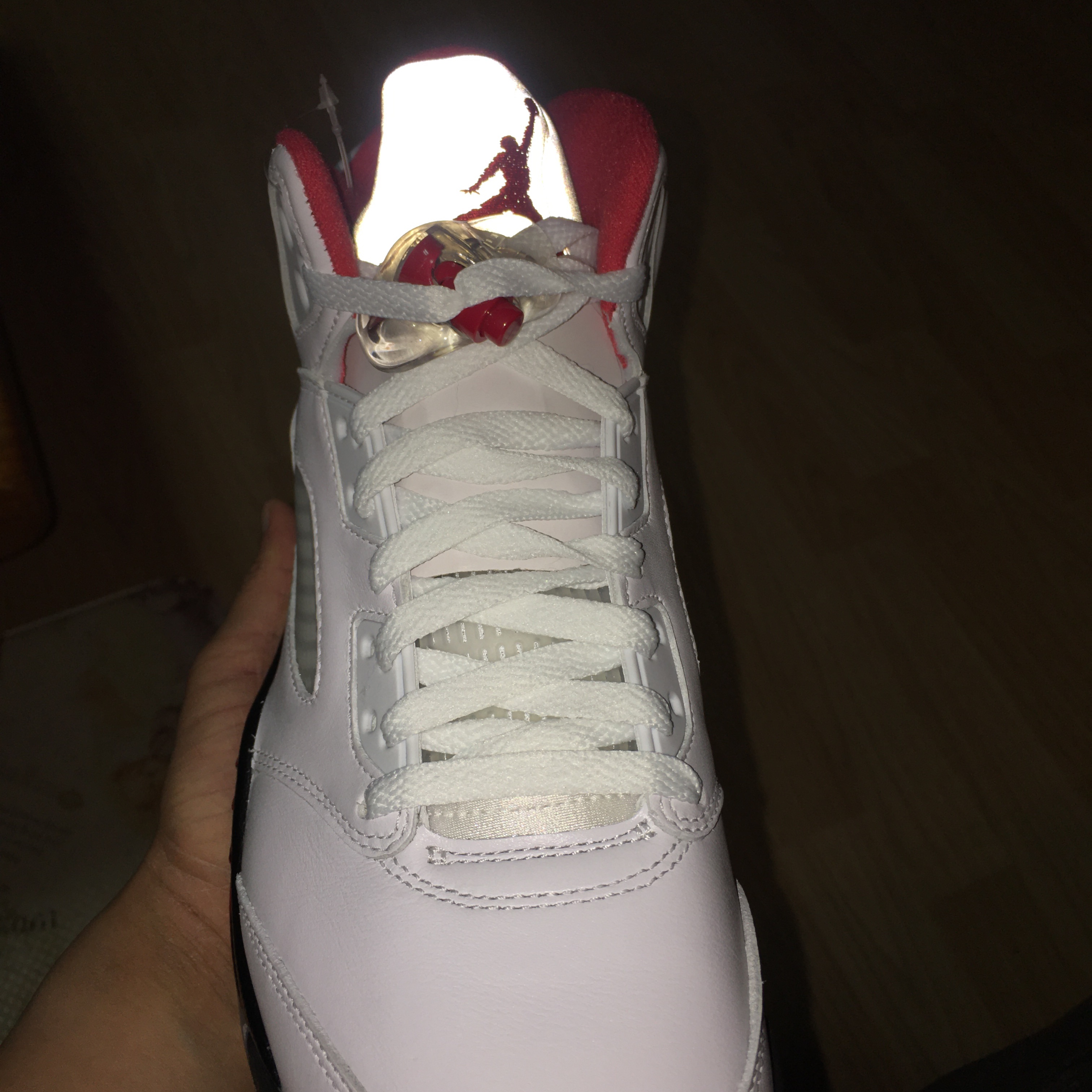 Jordan 5 Retro Fire Red Silver Tongue 2020 착용 스타일