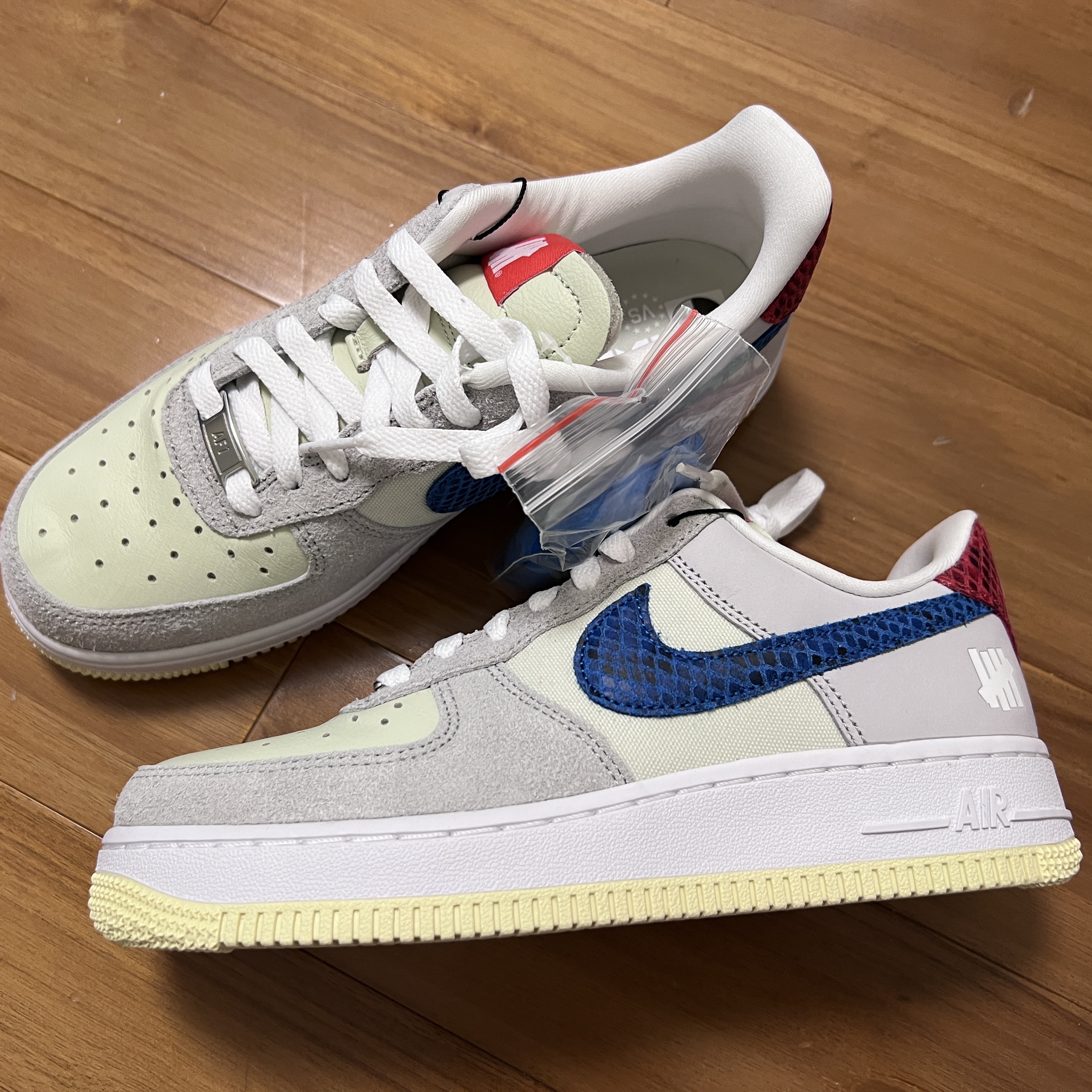 Nike x Undefeated Air Force 1 Low SP 5 On It 착용 스타일