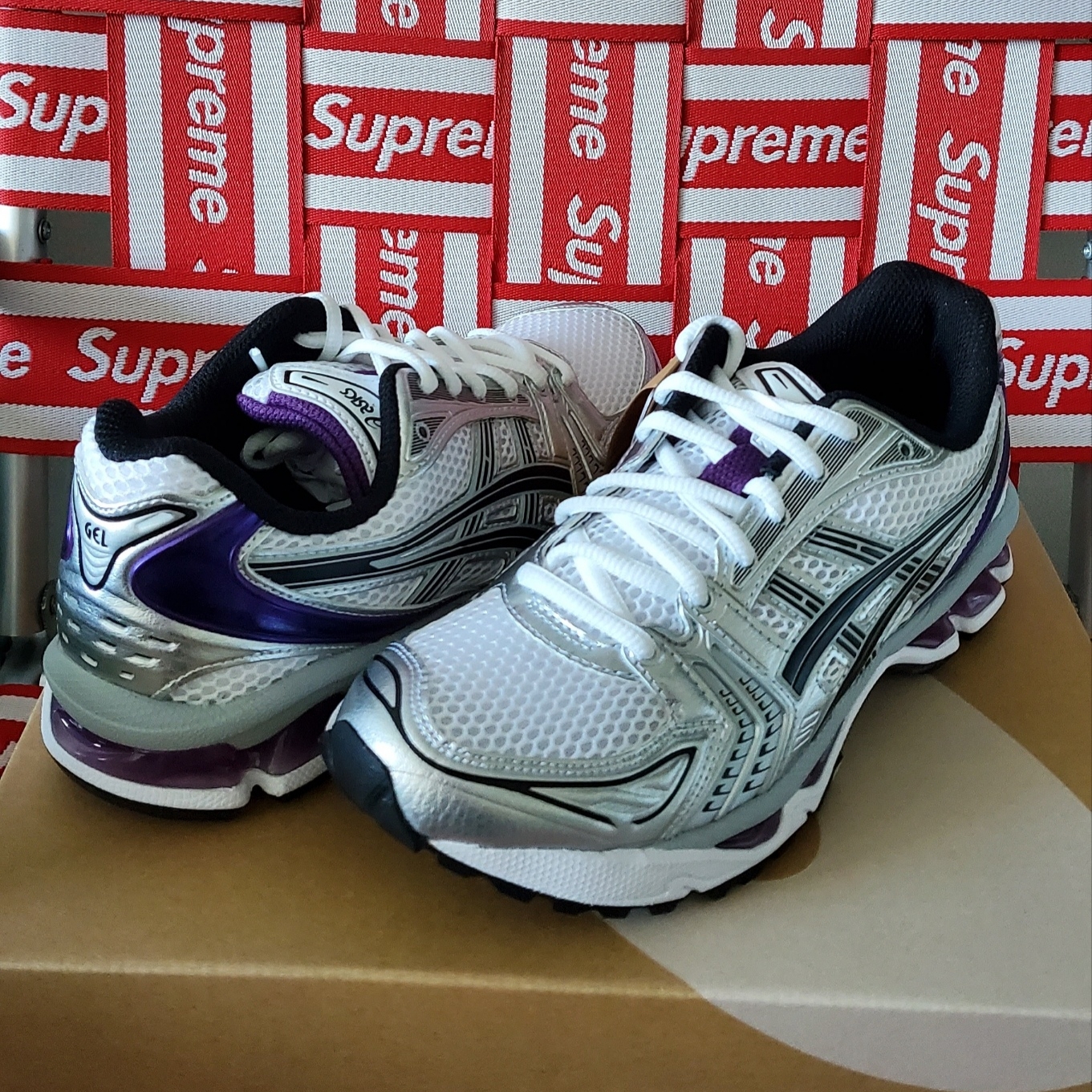 (W) Asics Gel-Kayano 14 White Dark Grape 착용 스타일