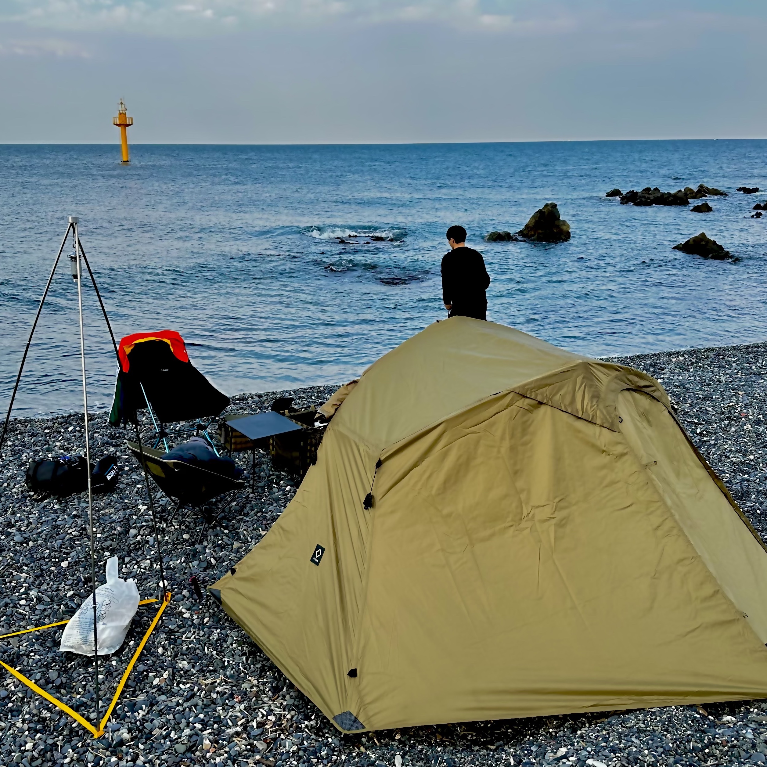 Helinox Tactical Cot Tent Solo Inner Tent Coyote Tan Mesh (With Tactical Cot Tent Solo Fly) 착용 스타일
