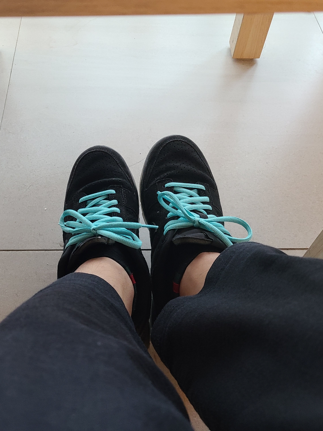 Nike x Undefeated Dunk Low SP 5 On It Black 착용 스타일