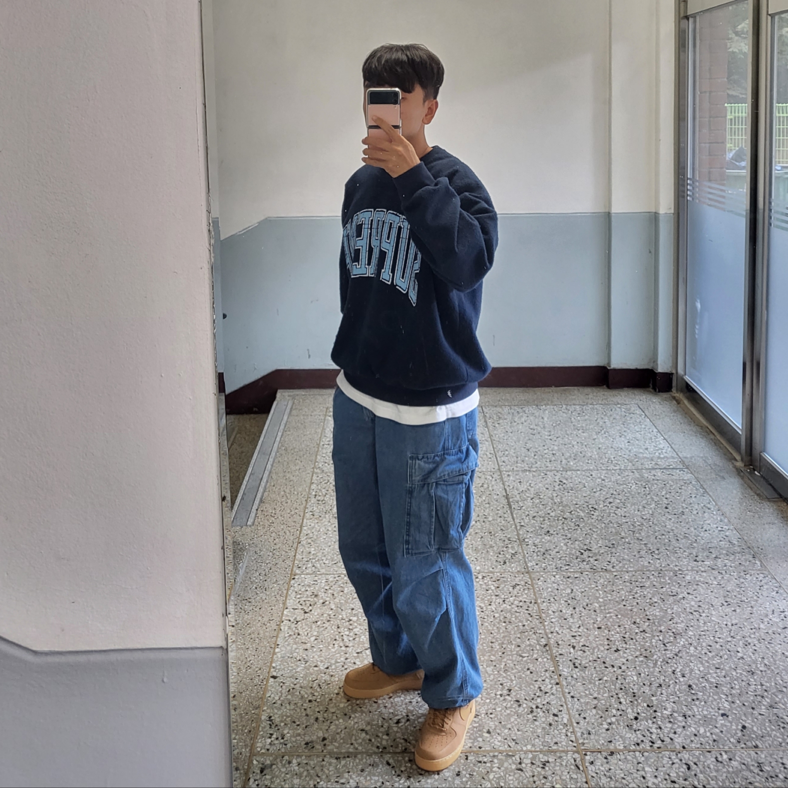 Supreme Inside Out Crewneck Navy - 23FW, Nike Air Force 1 '07 WB Flax 착용 스타일
