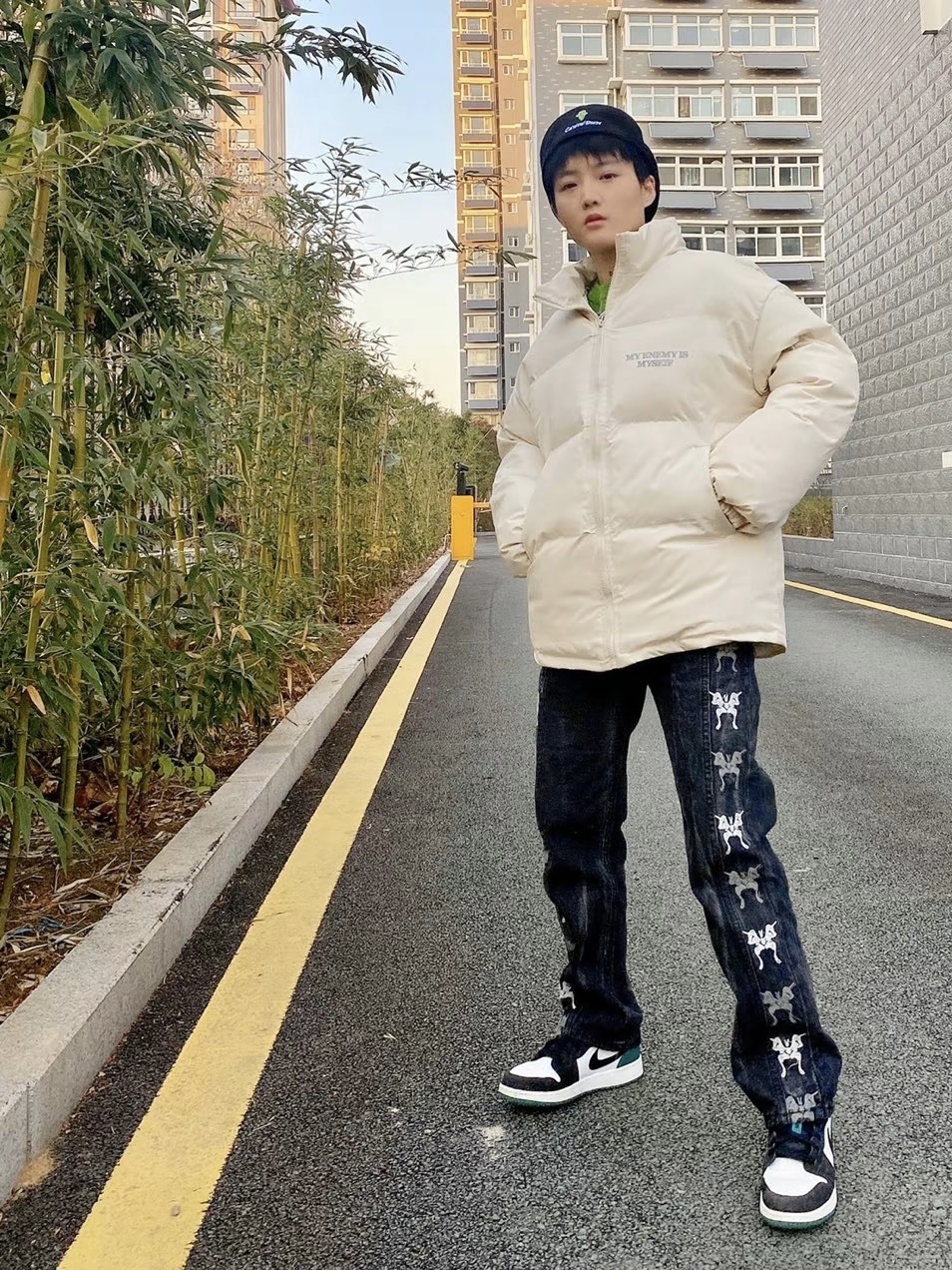 (GS) Jordan 1 Low Black Mystic Green 착용 스타일 - 2