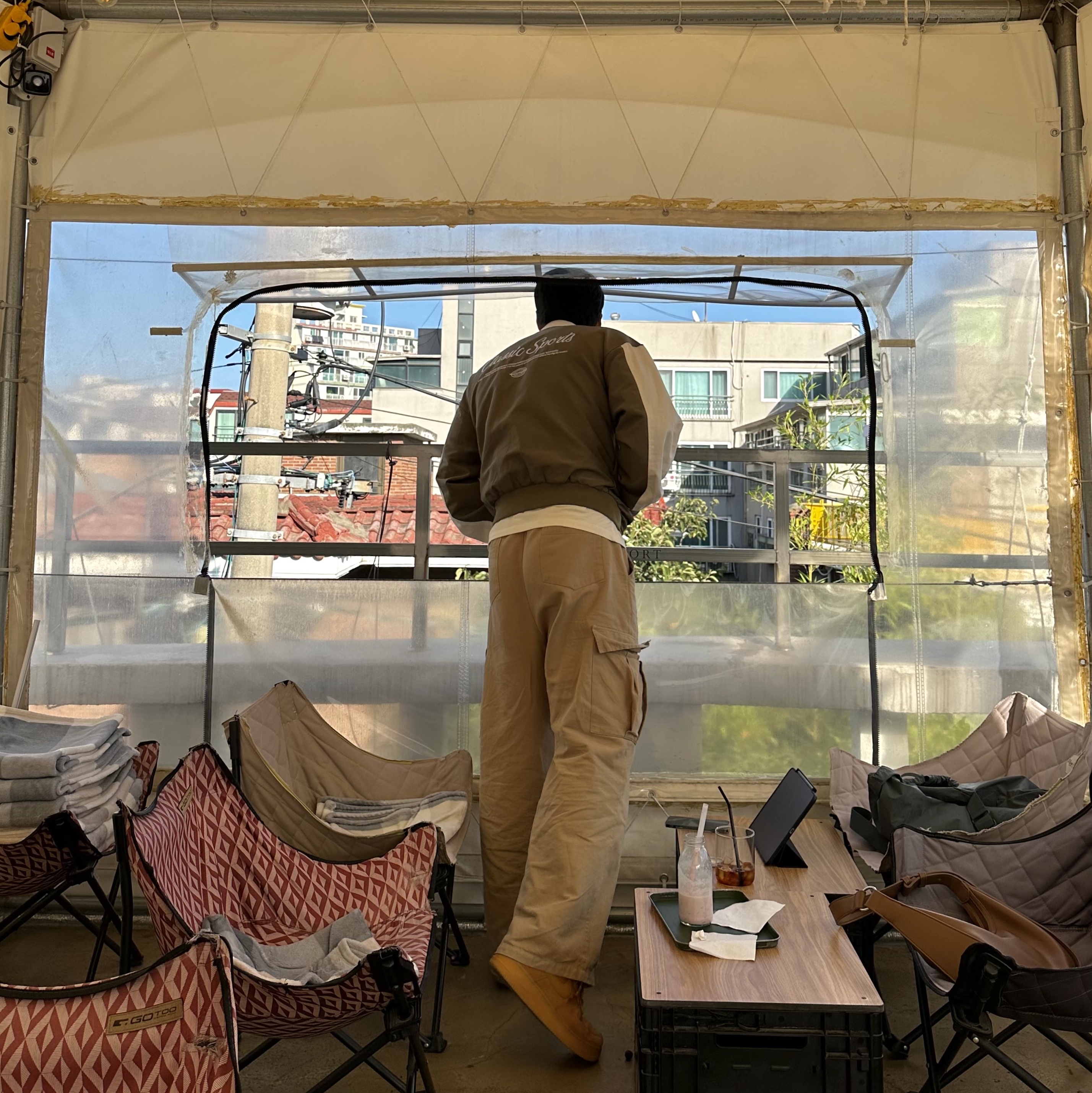Nike Air Force 1 '07 WB Flax 착용 스타일