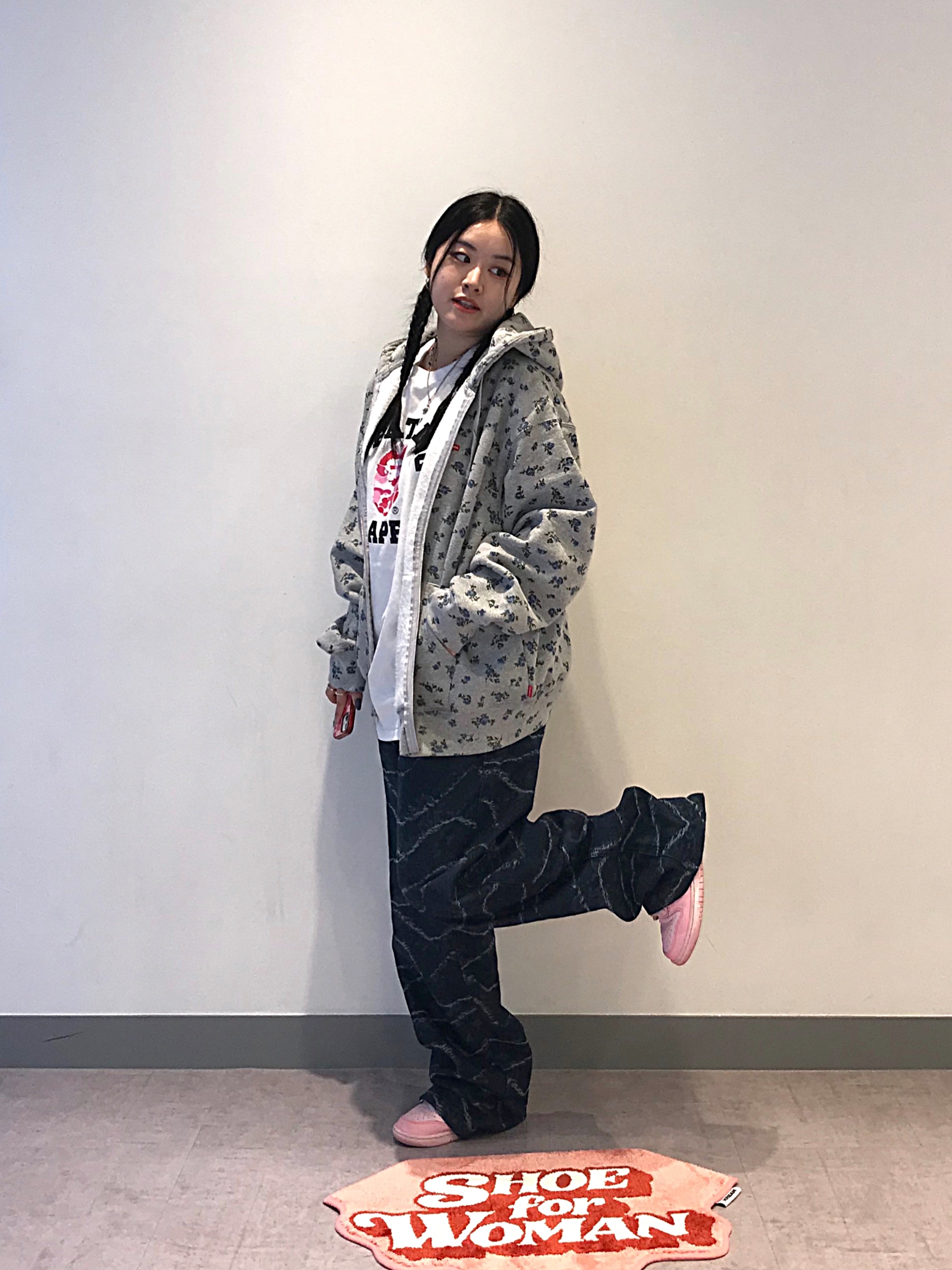 Supreme Small Box Zip Up Hooded Sweatshirt Flowers - 23FW, (GS) Nike Dunk Low Triple Pink 착용 스타일