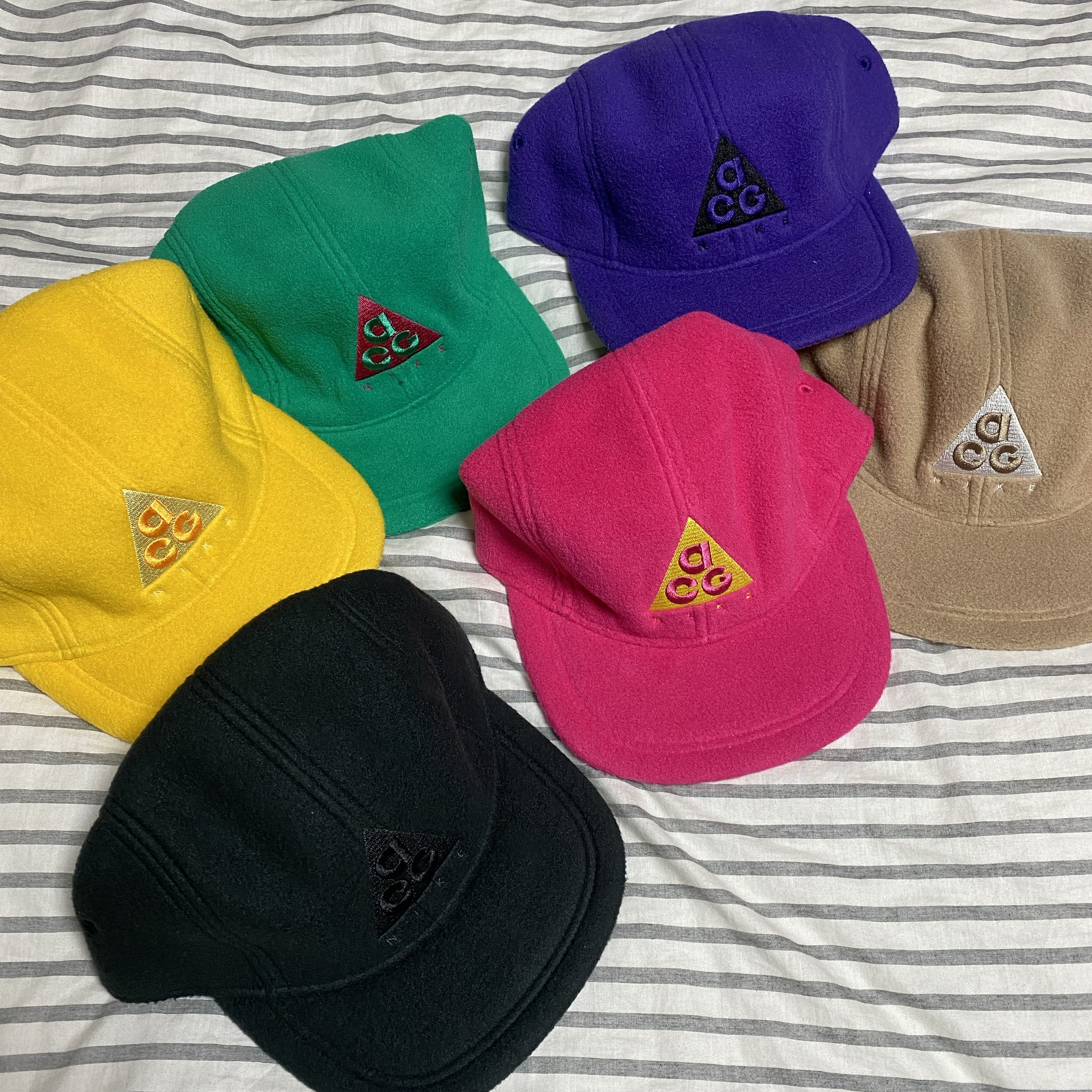 Nike ACG AW84 Fleece Cap Lucid Green, Nike ACG AW84 Fleece Cap Rush Pink 착용 스타일