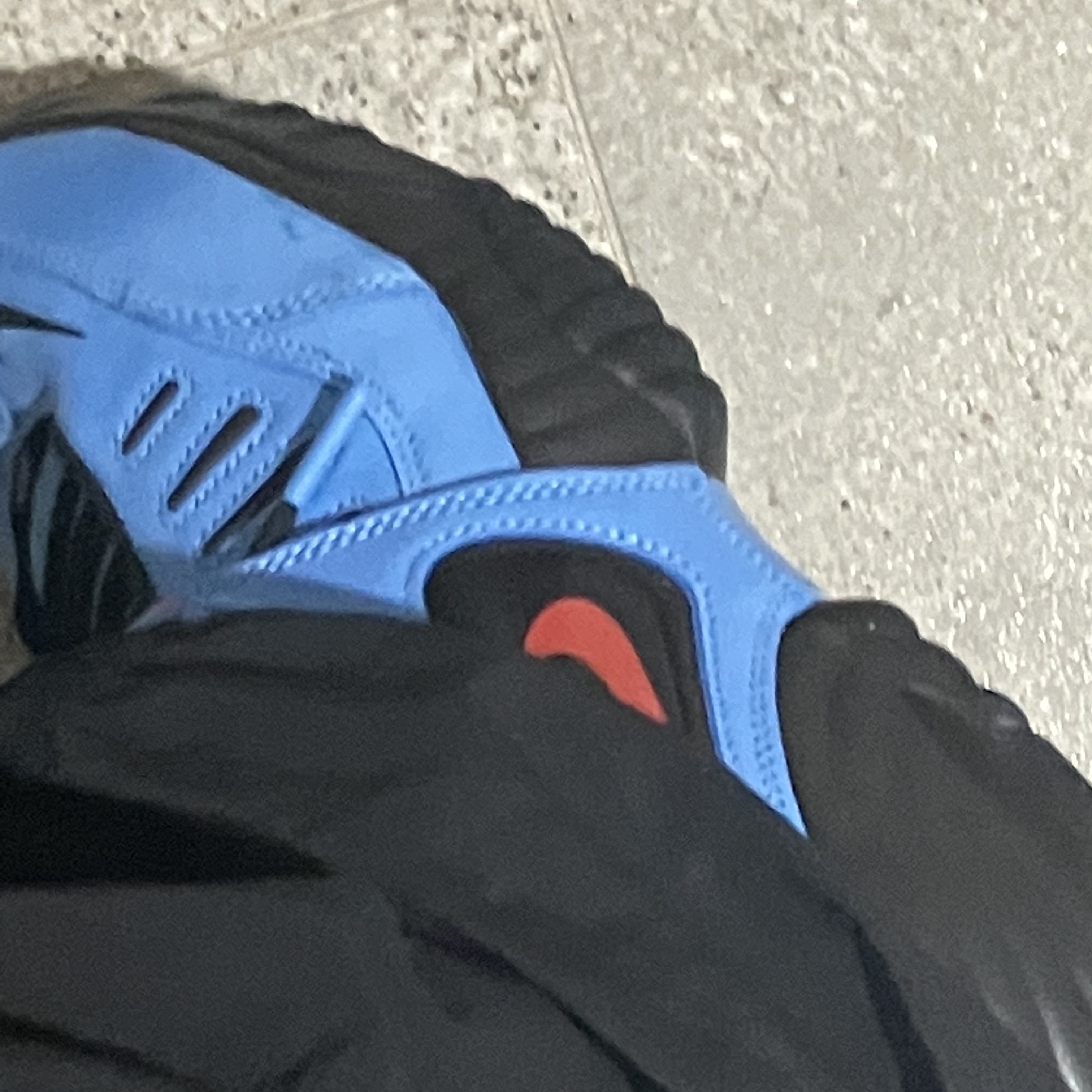 Nike x Ambush Air Adjust Force SP University Blue and Habanero Red 착용 스타일