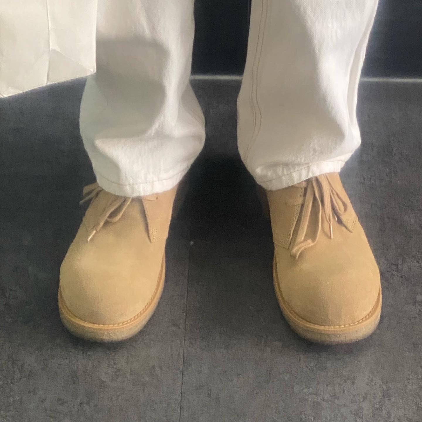 Bottega Veneta Helium Desert Boot Camel 착용 스타일