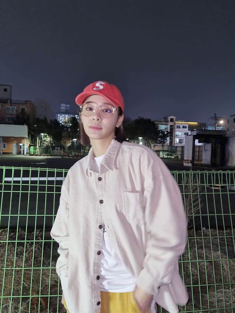 Supreme Pigment Canvas S Logo 6-Panel Navy - 23SS, Supreme Pigment Print S Logo 6-Panel Orange - 22FW 착용 스타일 - 4