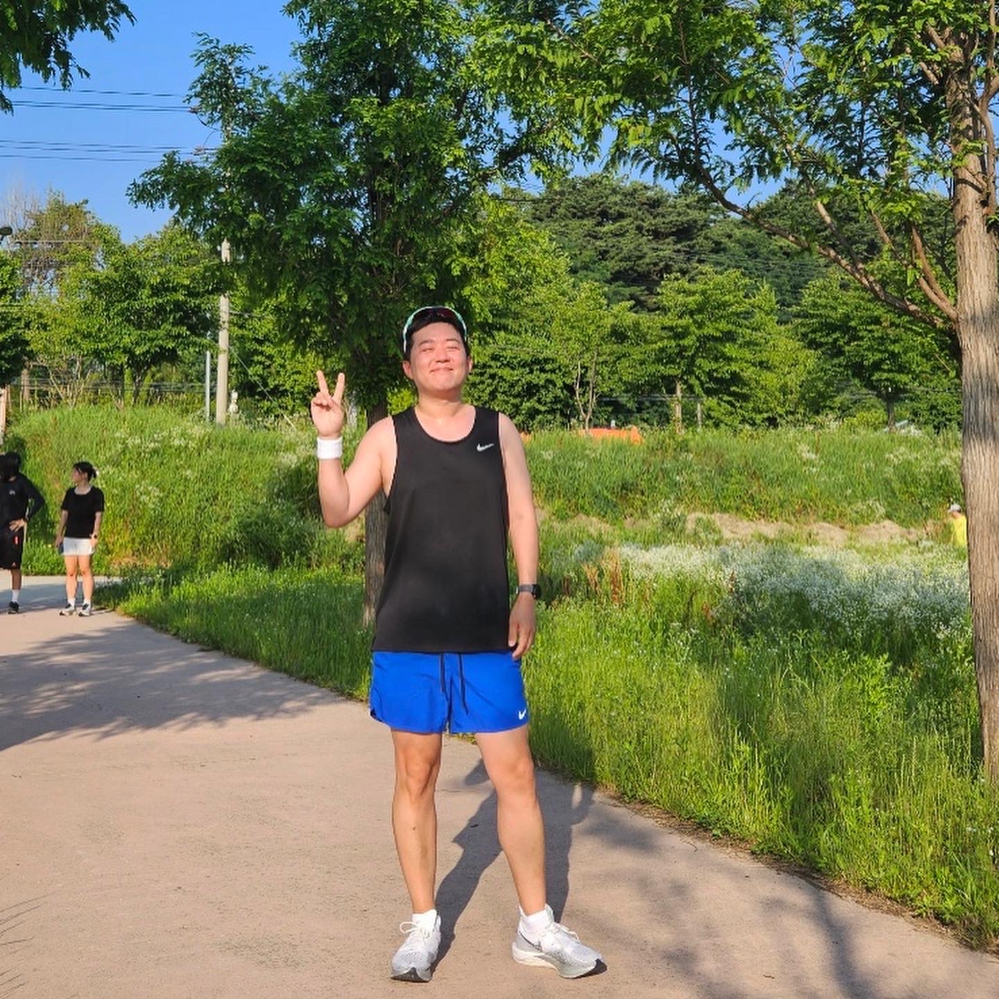 Nike ZoomX Vaporfly Next% 3 White Grey 착용 스타일