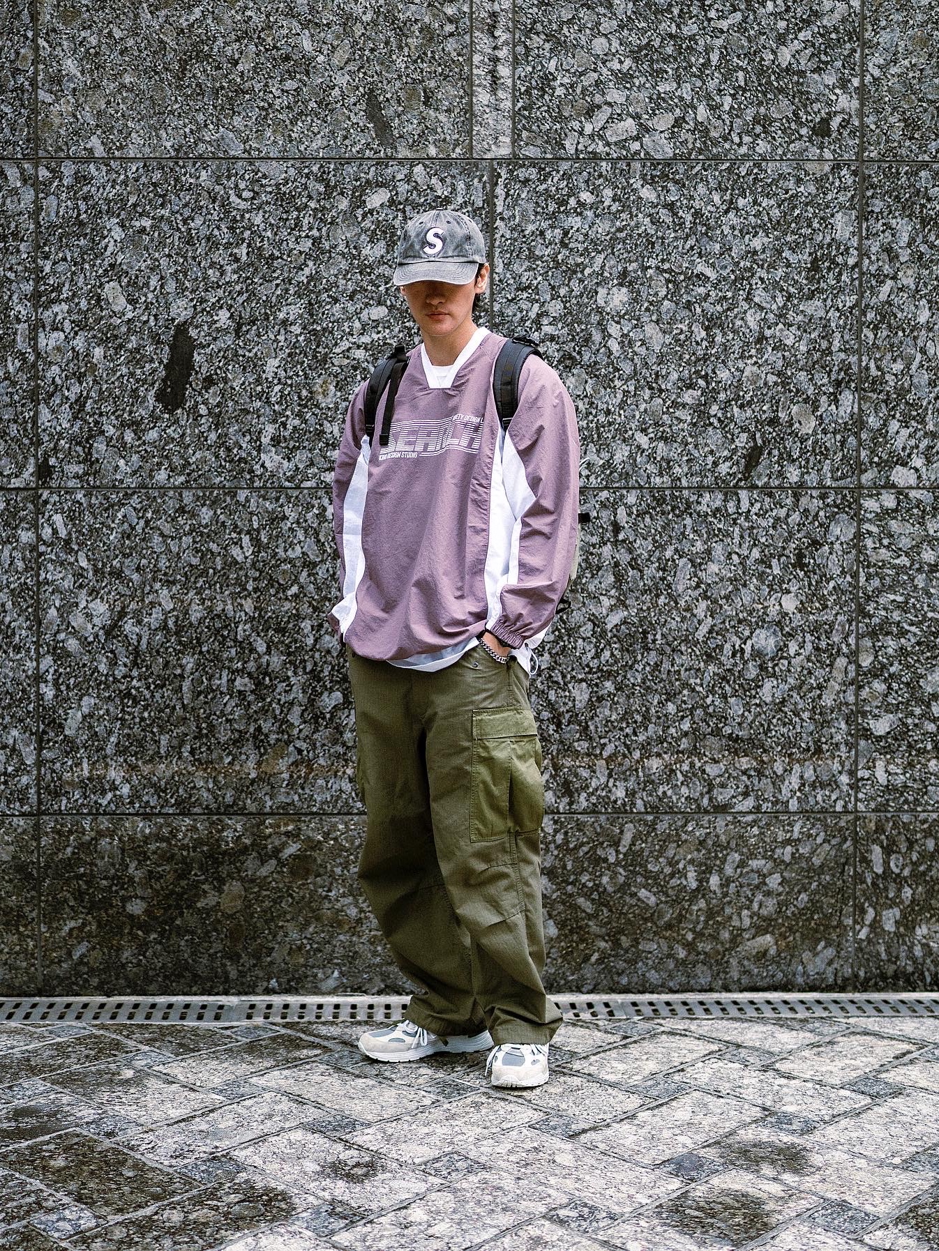 Supreme Pigment Print S Logo 6-Panel Black - 20SS, New Balance 992 Made in USA White Silver 착용 스타일 - 2