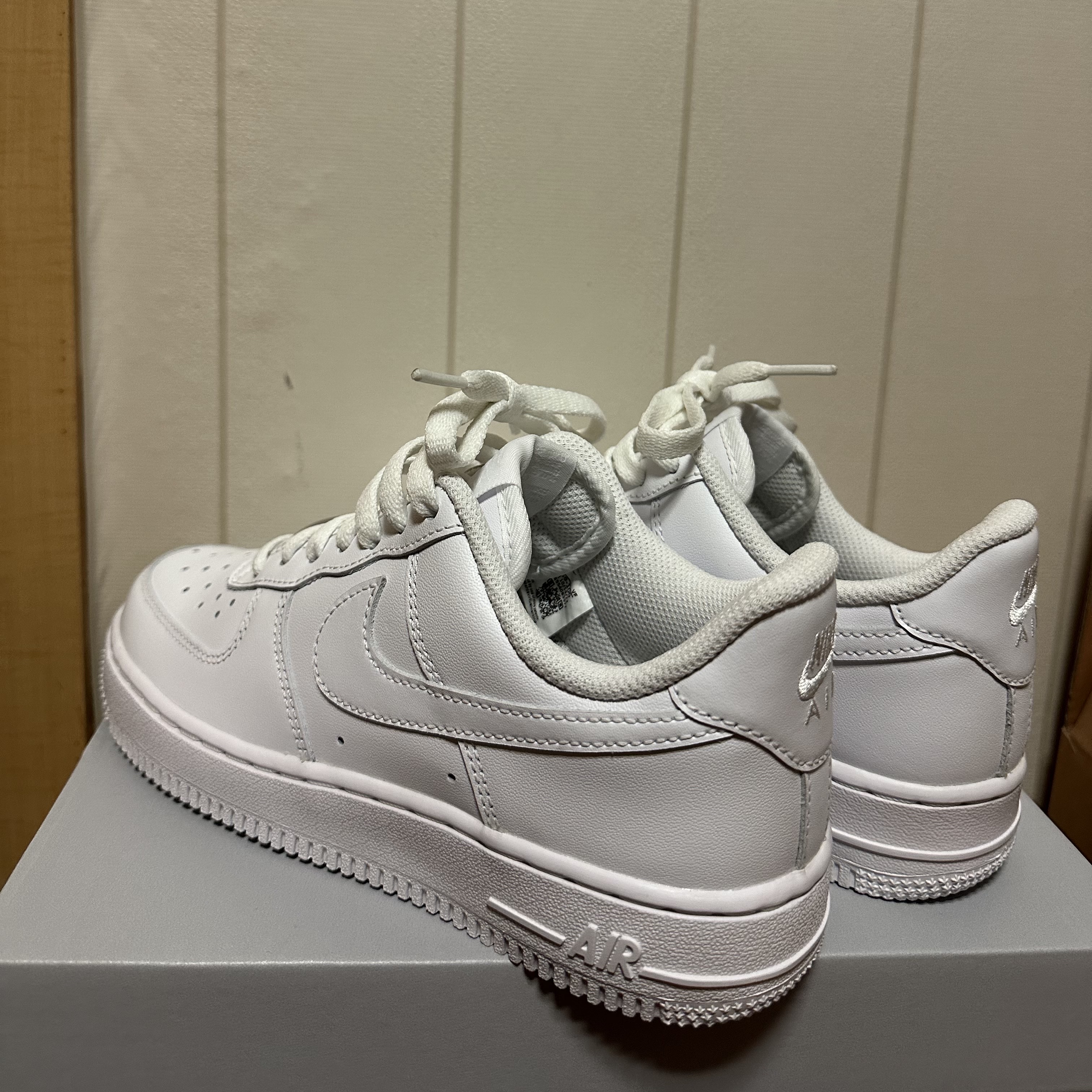 (W) Nike Air Force 1 '07 Low White 착용 스타일