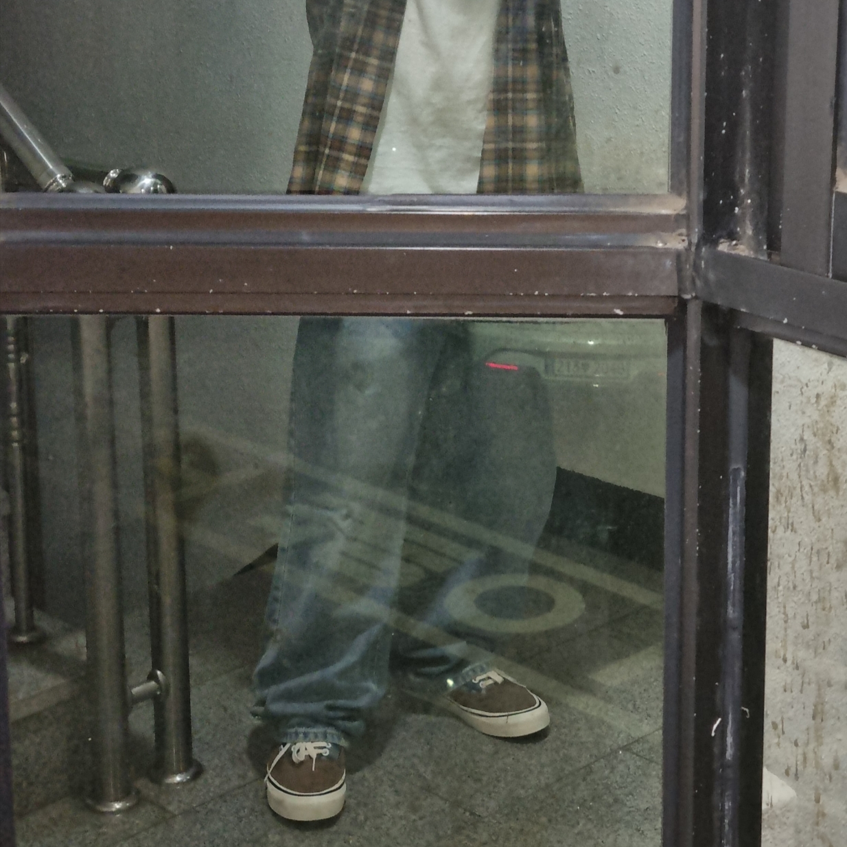 Vans Authentic 44 DX Anaheim Factory OG Cord Plaid Walnut 착용 스타일