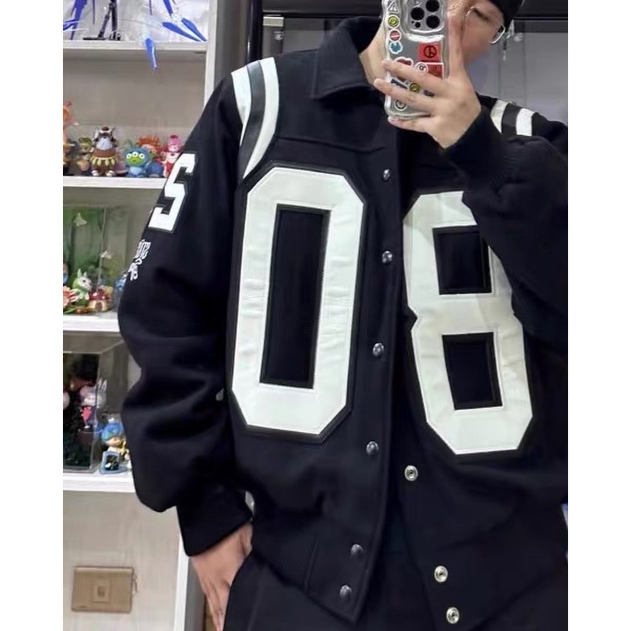 Stussy 80 Wool Varsity Jacket Black 착용 스타일 - 3