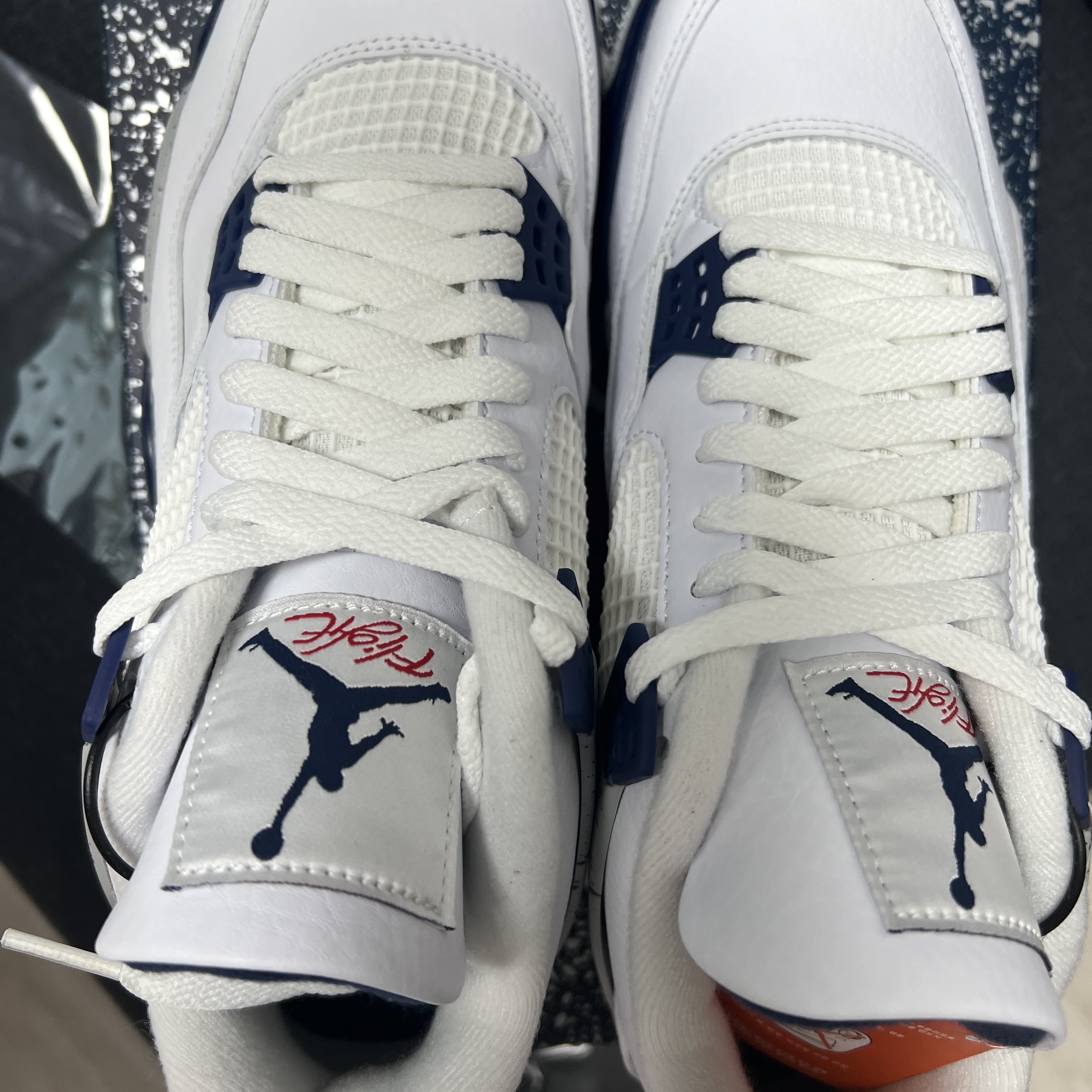 Jordan 4 Retro Midnight Navy 착용 스타일 - 3
