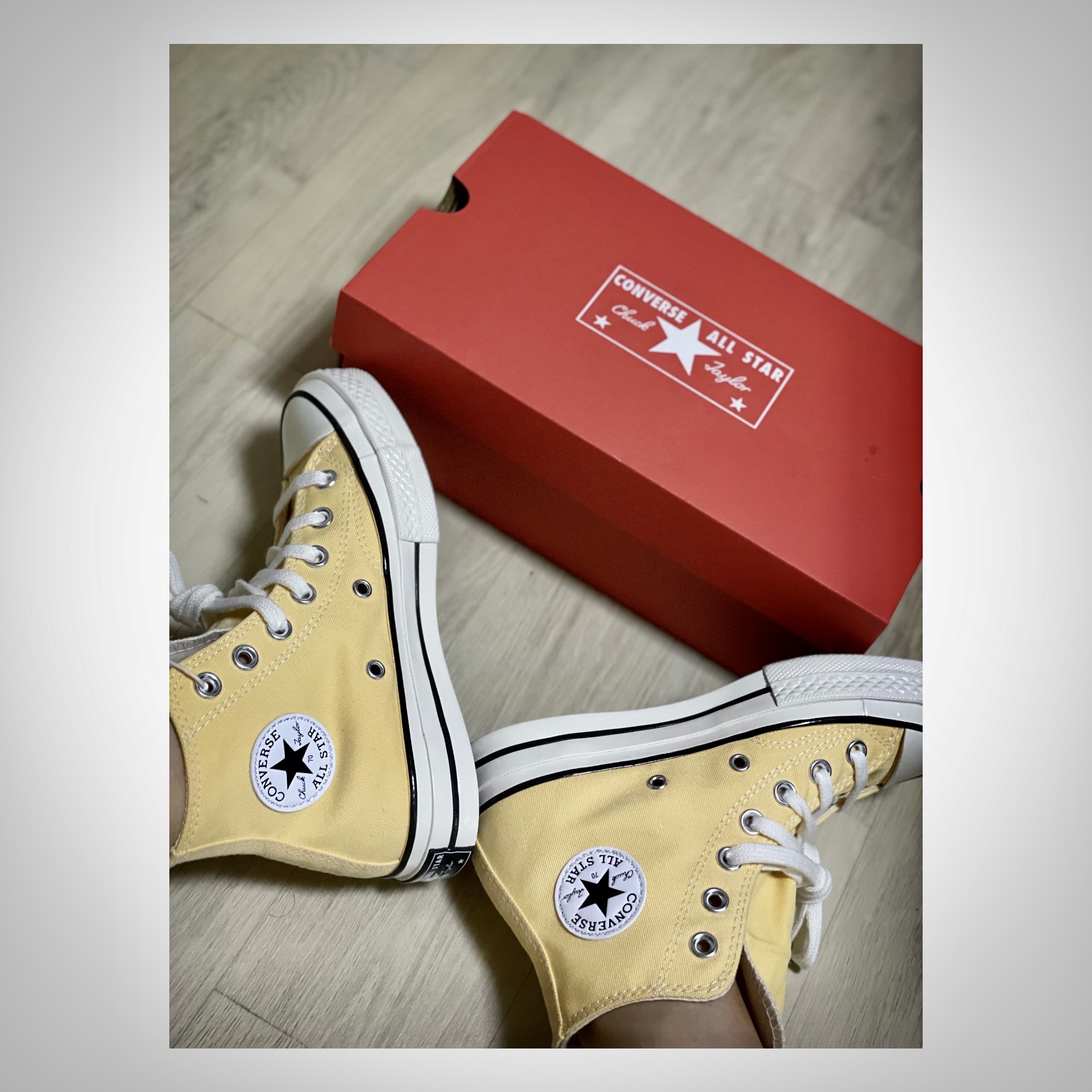 Converse Chuck 70 High Seasonal Color Sunny Oasis 착용 스타일 - 2