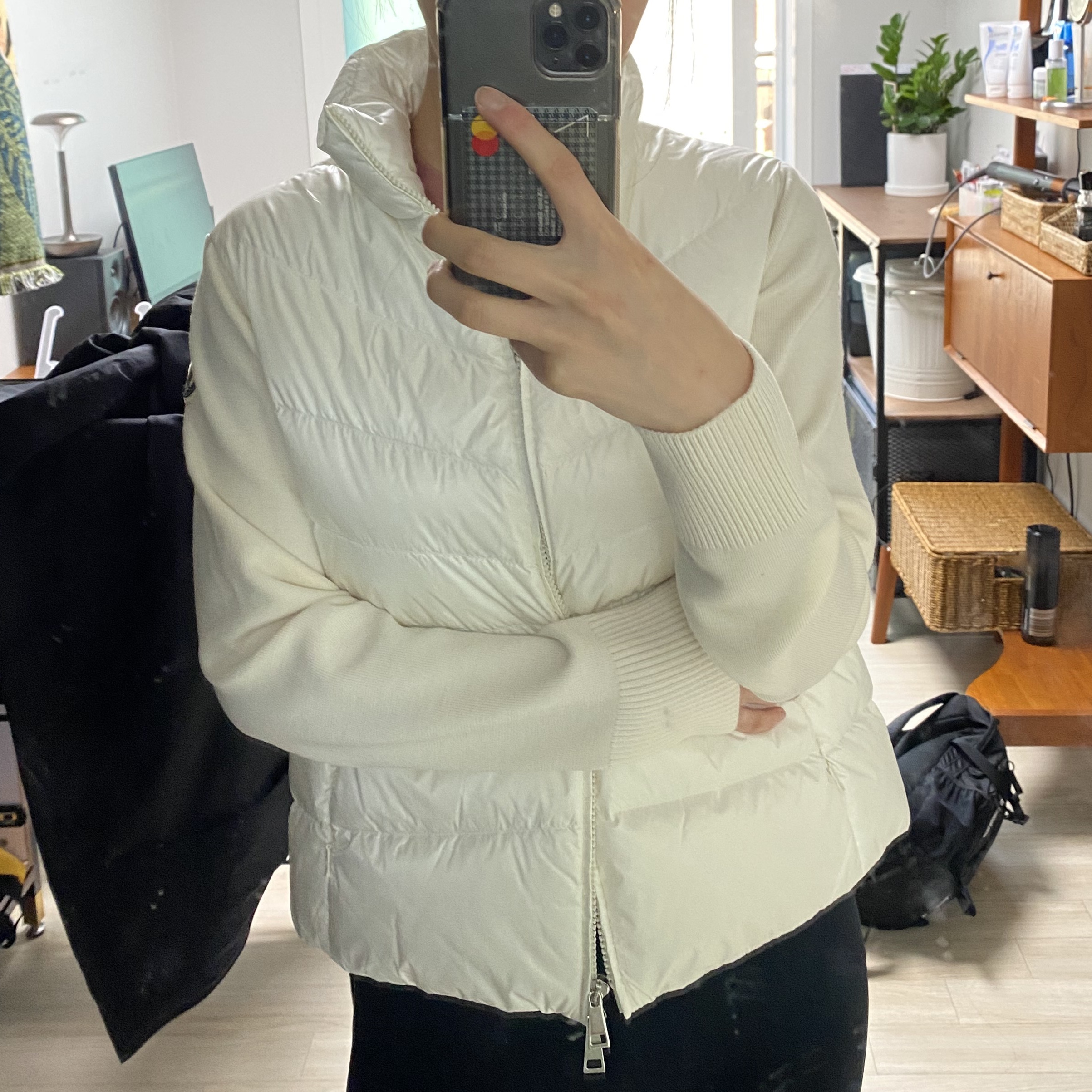 (W) Moncler Padded Wool Cardigan White - 23FW 착용 스타일