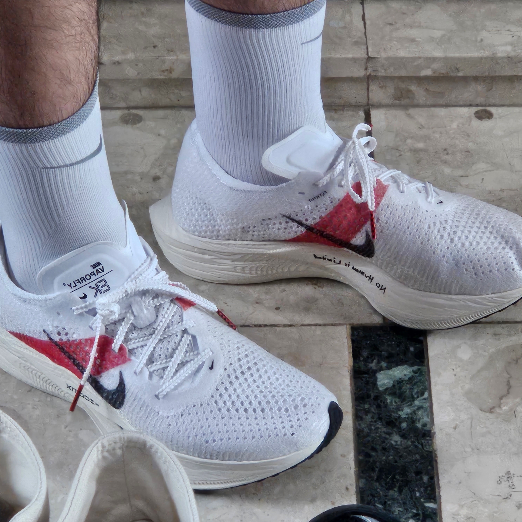 Nike ZoomX Vaporfly Next% 3 Eliud Kipchoge 착용 스타일 - 1