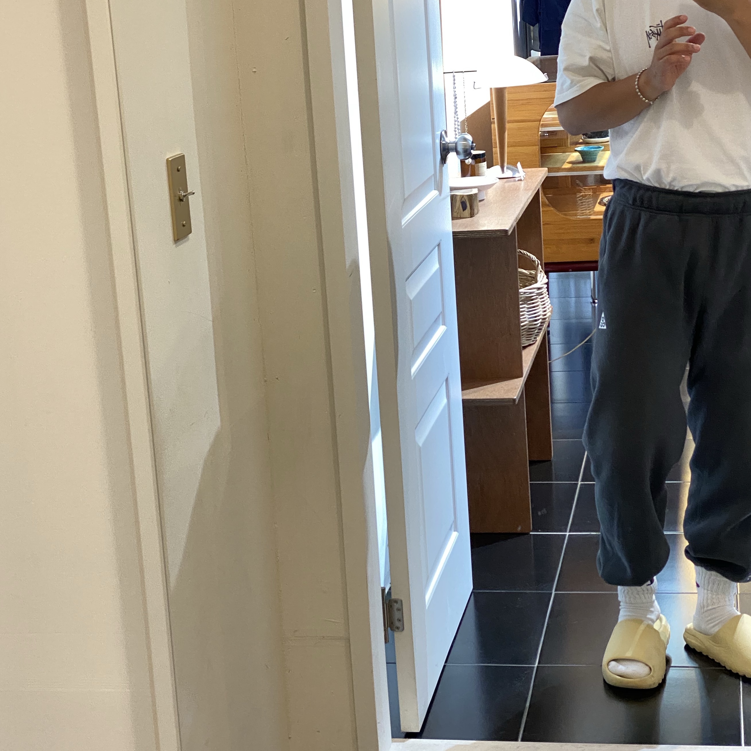 Nike ACG Polartec Wolf Tree Pants Anthracite Black - Asia, Stussy Basic Stussy T-Shirt White 2023 착용 스타일