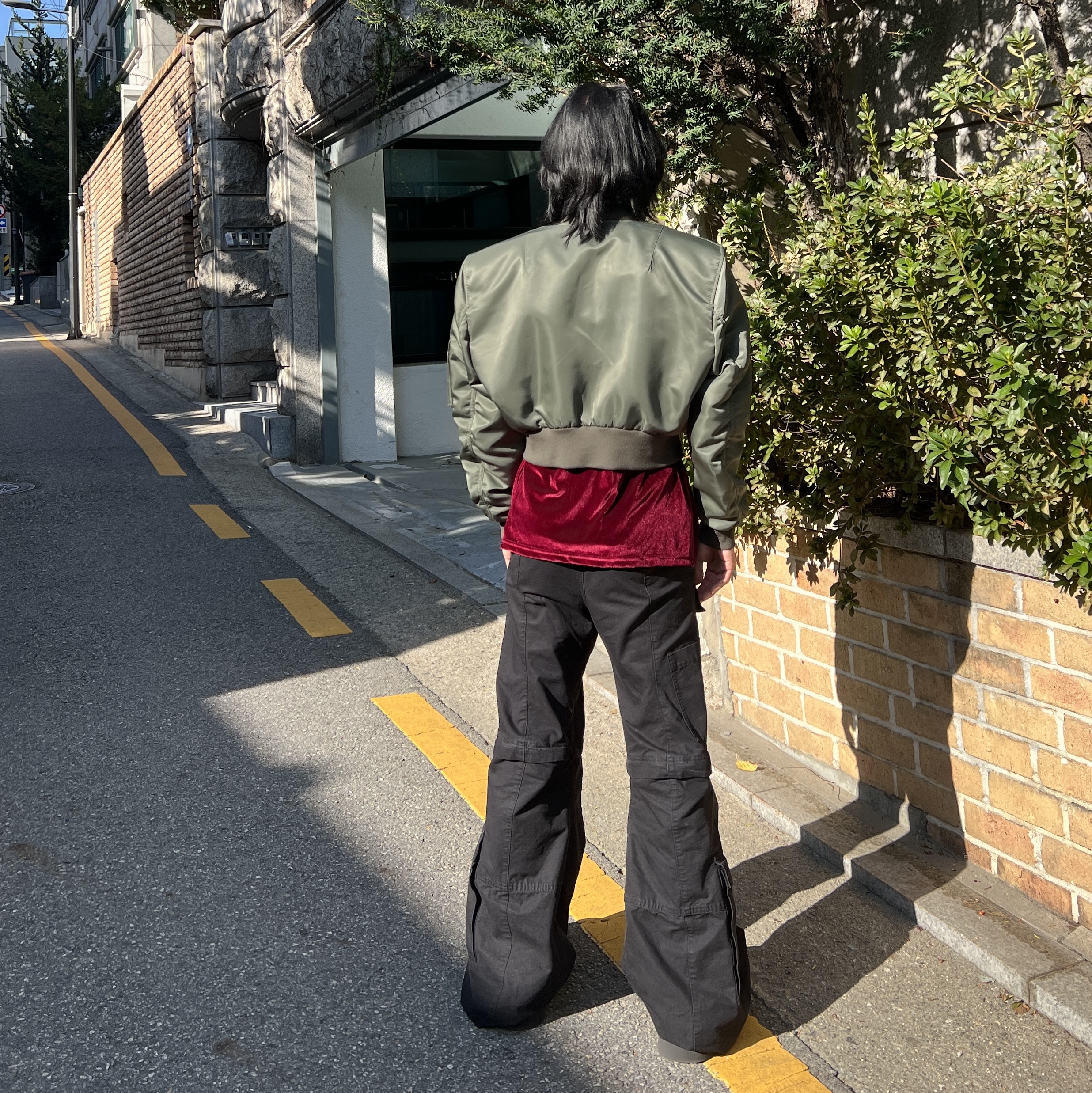 Balenciaga Steroid Derby Black, Balenciaga Flared Cargo Pants Black 착용 스타일 - 3